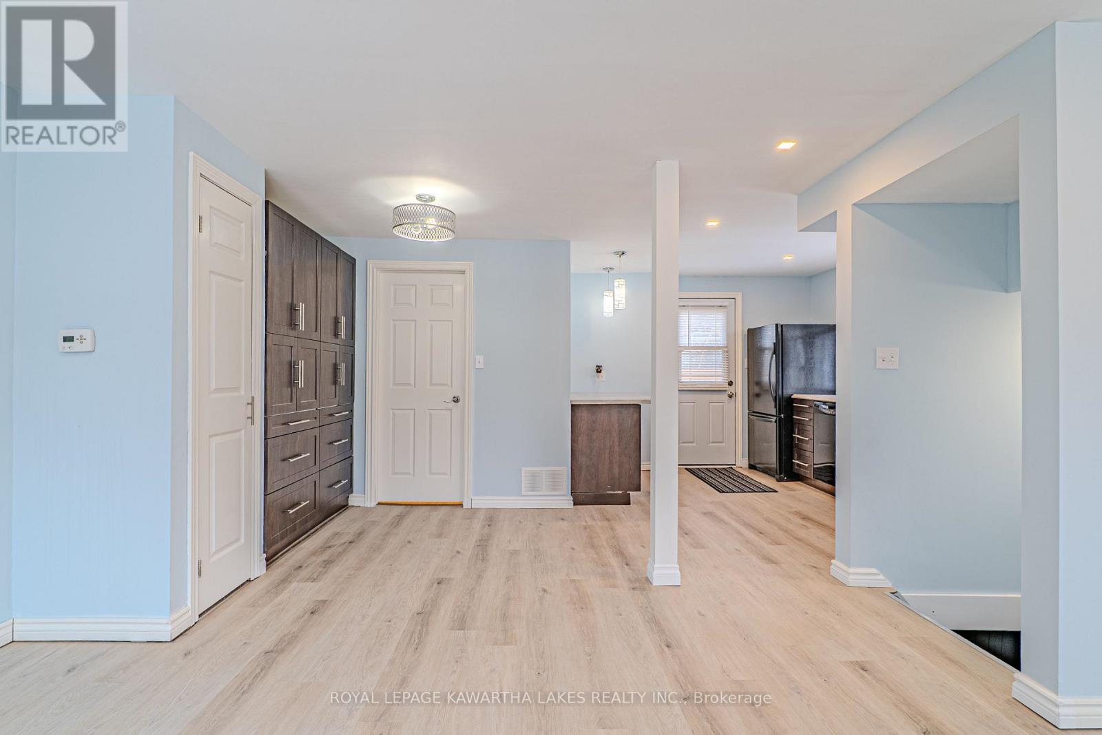 54 Glenelg Street W, Kawartha Lakes, Ontario  K9V 2V2 - Photo 13 - X12691070