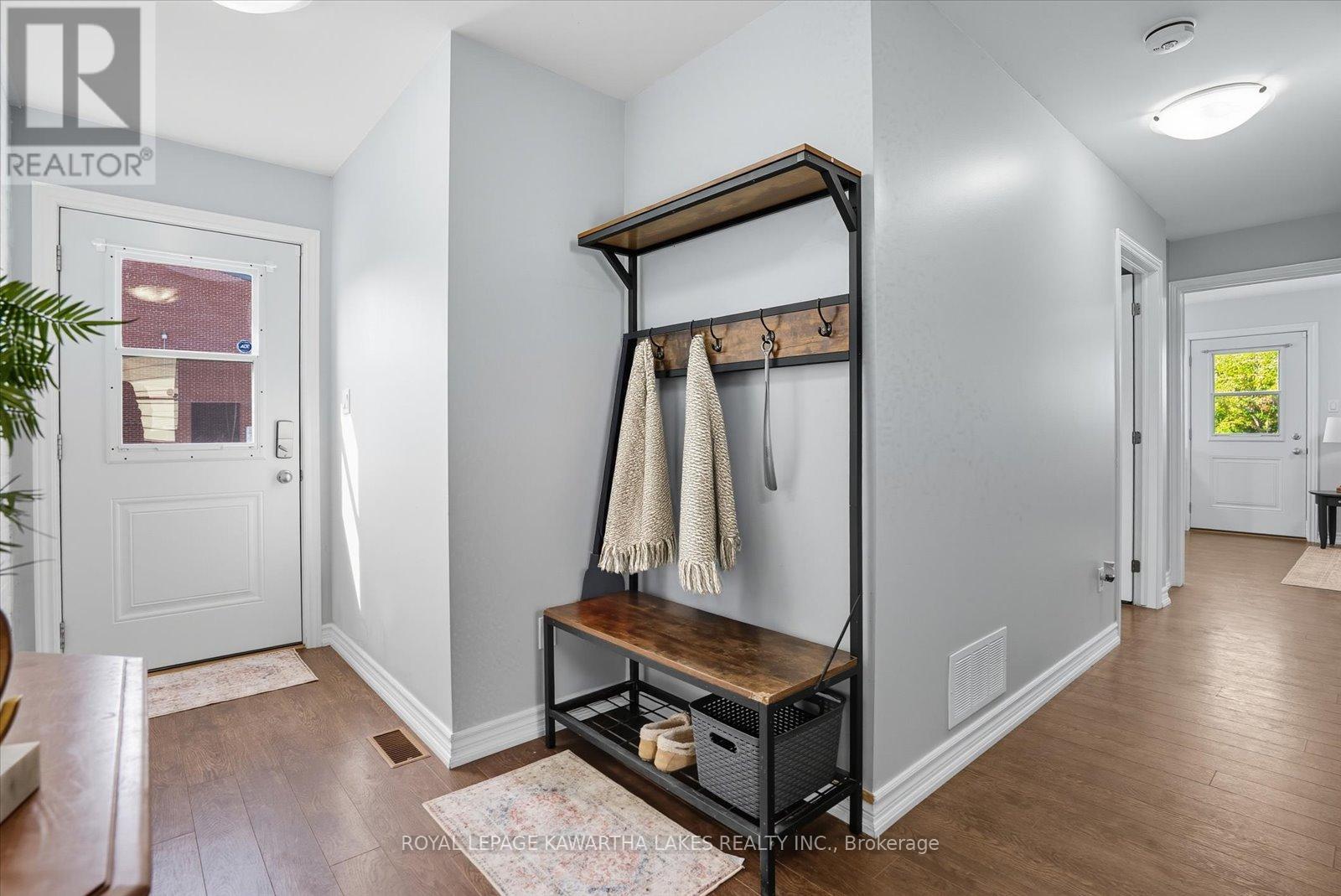 18 Mary Street W, Kawartha Lakes, Ontario  K9V 2N4 - Photo 17 - X12700570