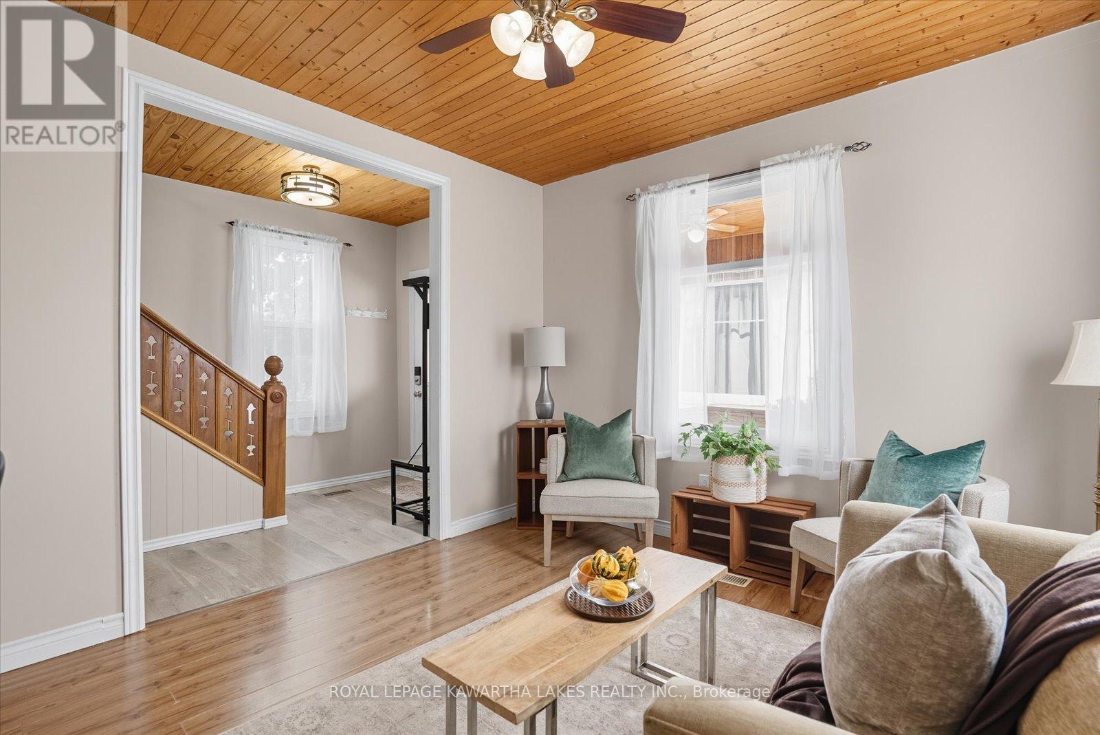 18 Mary Street W, Kawartha Lakes, Ontario  K9V 2N4 - Photo 7 - X12700570