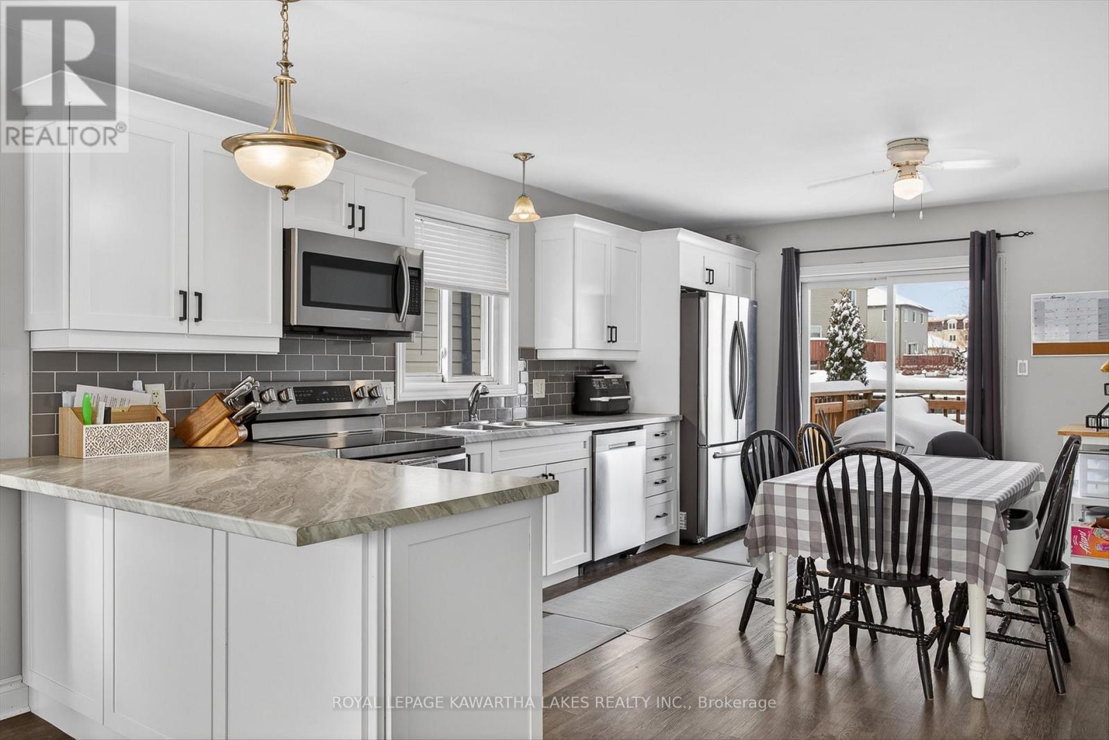 124 Mary Street W, Kawartha Lakes, Ontario  K9V 0B8 - Photo 8 - X12707986