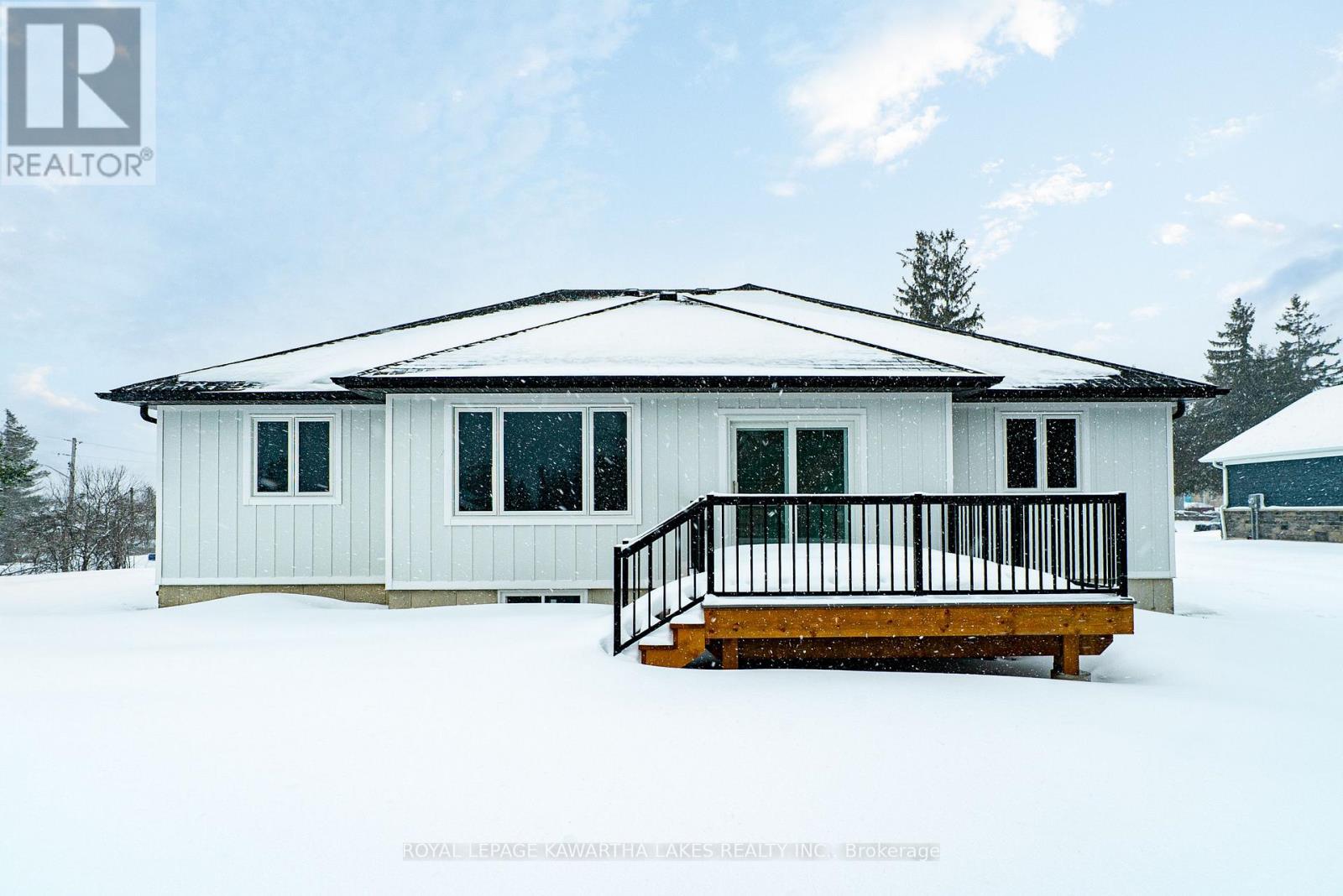 6 Patrick Street, Kawartha Lakes, Ontario  K0M 2B0 - Photo 35 - X12716208