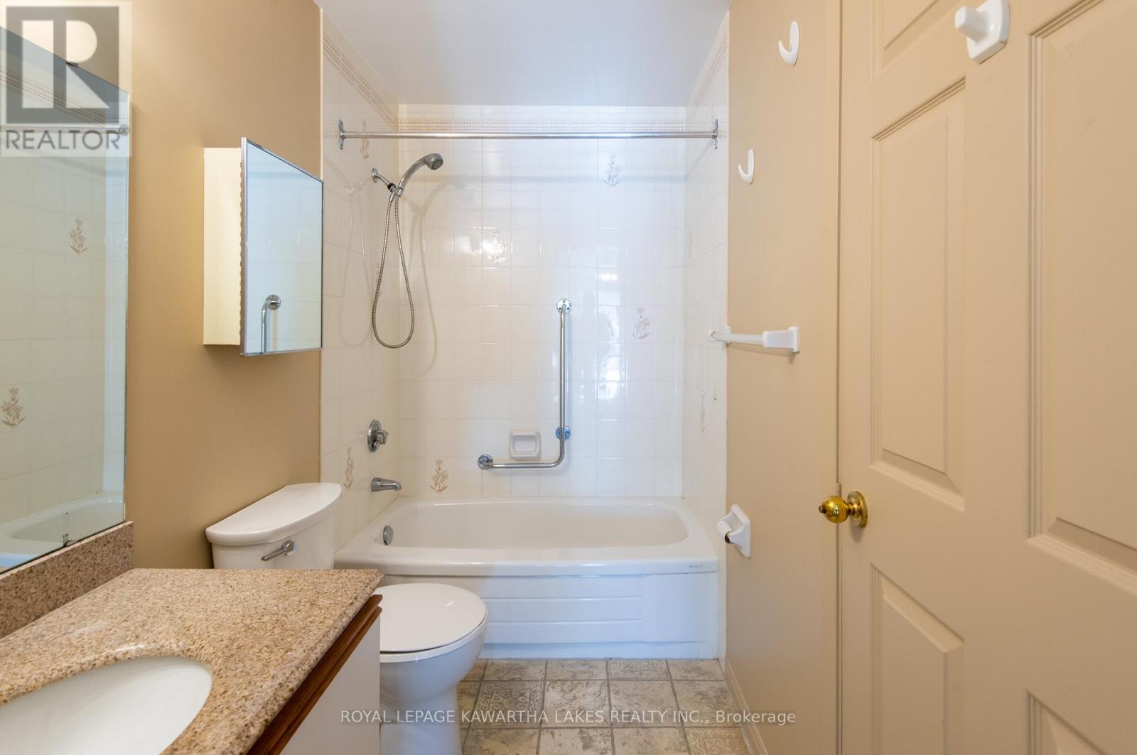 108 - 2 Heritage Way, Kawartha Lakes, Ontario  K9V 5P5 - Photo 16 - X12742536