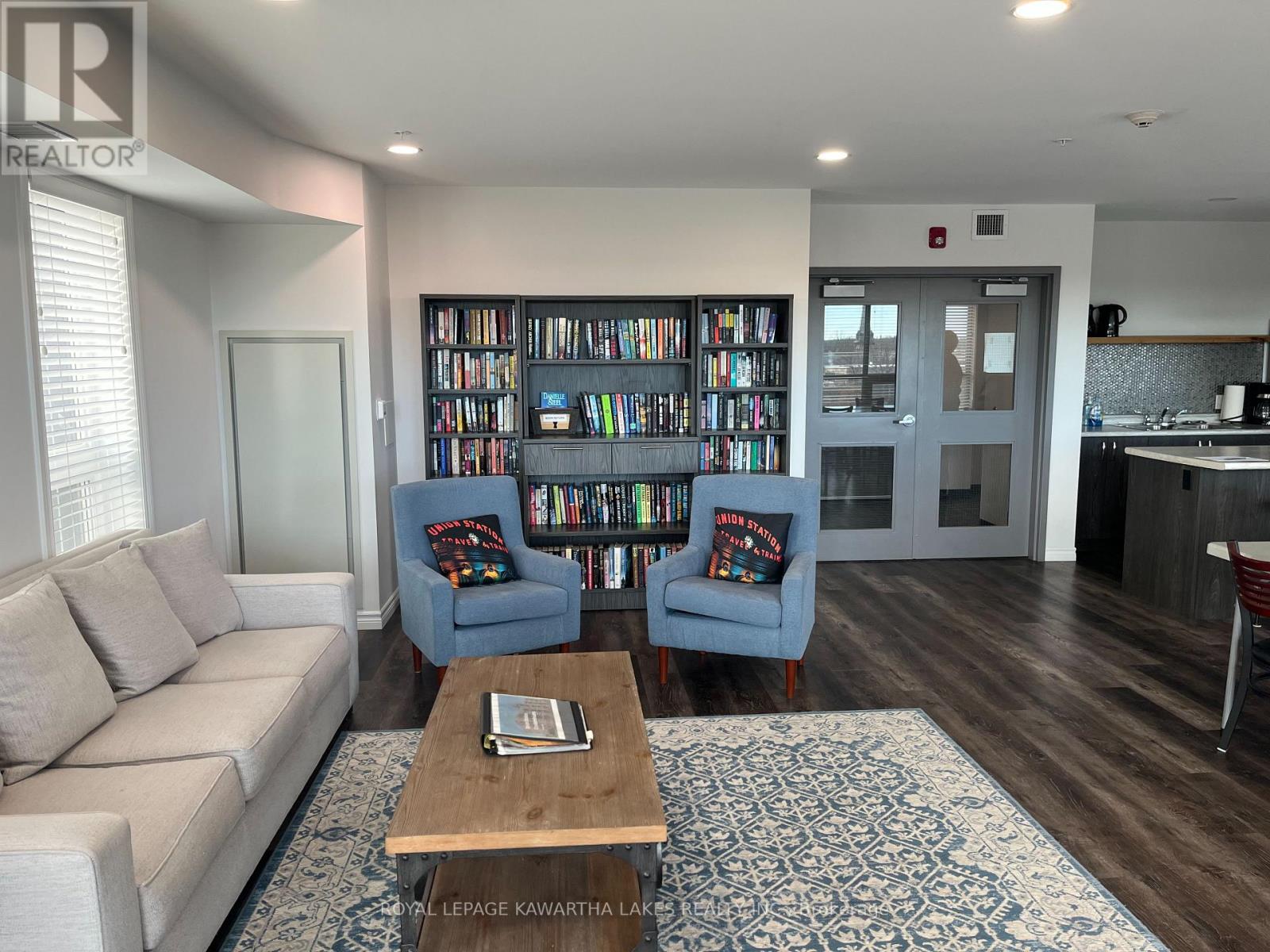 103 - 58 Glenelg Street W, Kawartha Lakes, Ontario  K9V 0M9 - Photo 44 - X12785020