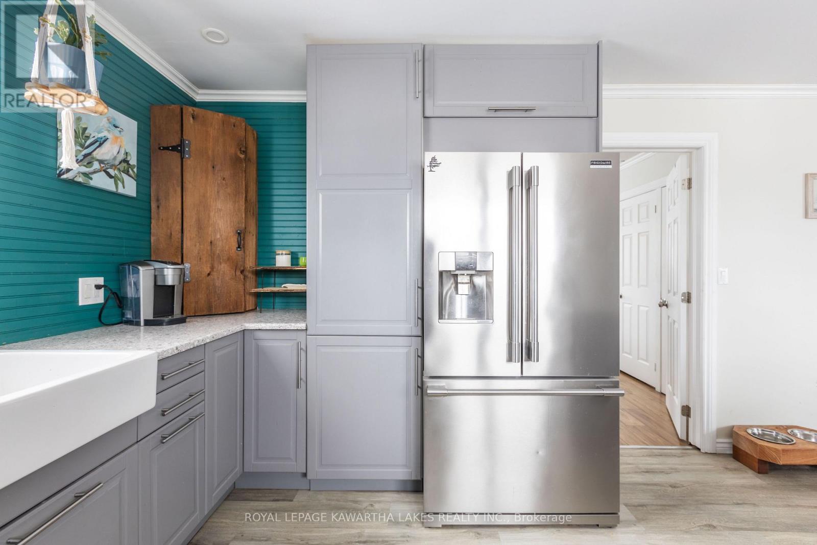 104 Cameron Drive, Kawartha Lakes, Ontario  K0M 1G0 - Photo 10 - X12817744