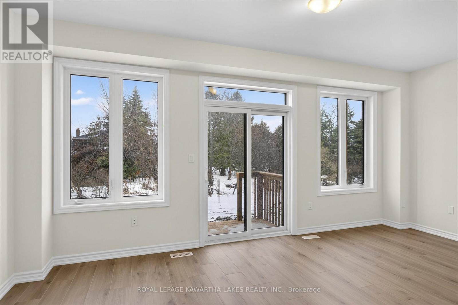 77 Watts Mew, Kawartha Lakes, Ontario  K9V 0T3 - Photo 16 - X12817954