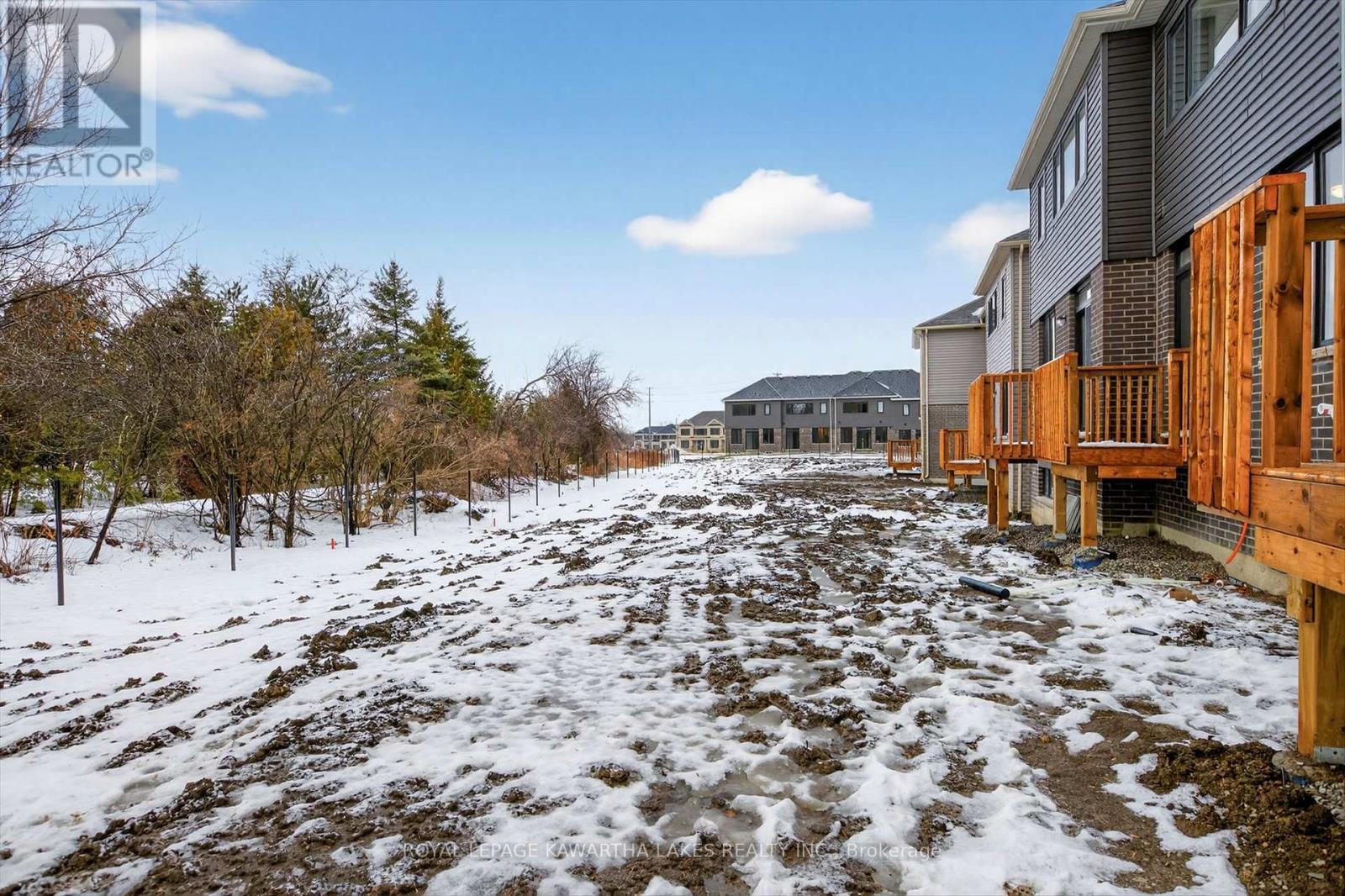 77 Watts Mew, Kawartha Lakes, Ontario  K9V 0T3 - Photo 50 - X12817954