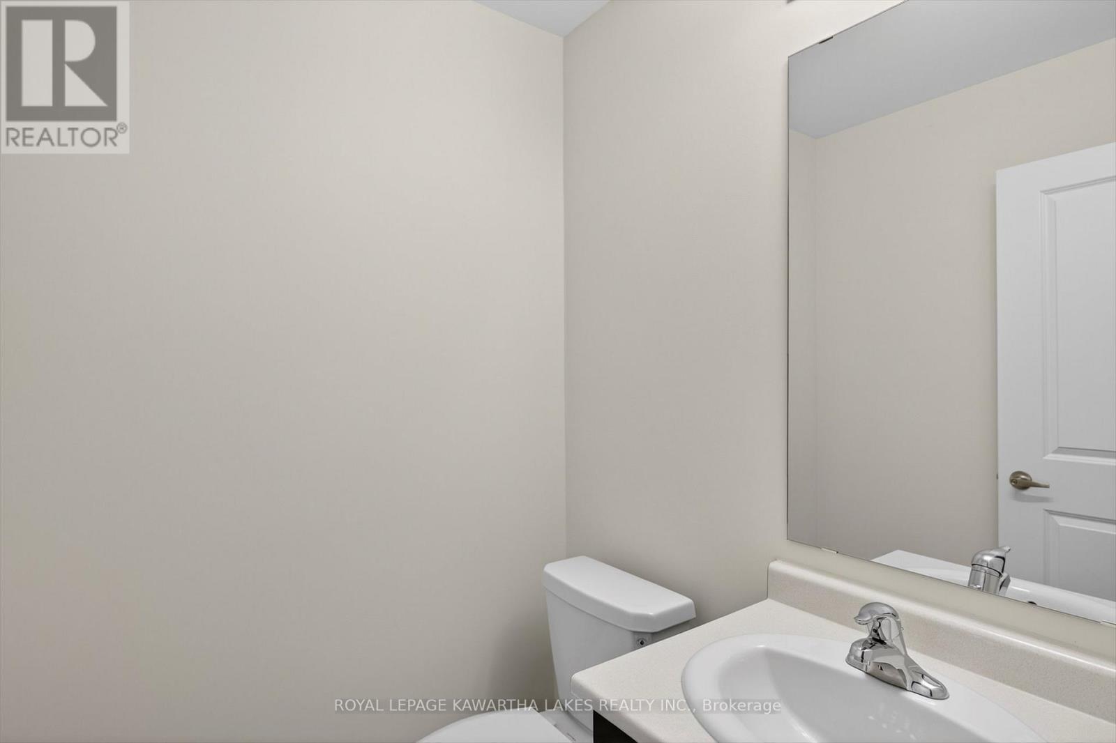 77 Watts Mew, Kawartha Lakes, Ontario  K9V 0T3 - Photo 6 - X12817954
