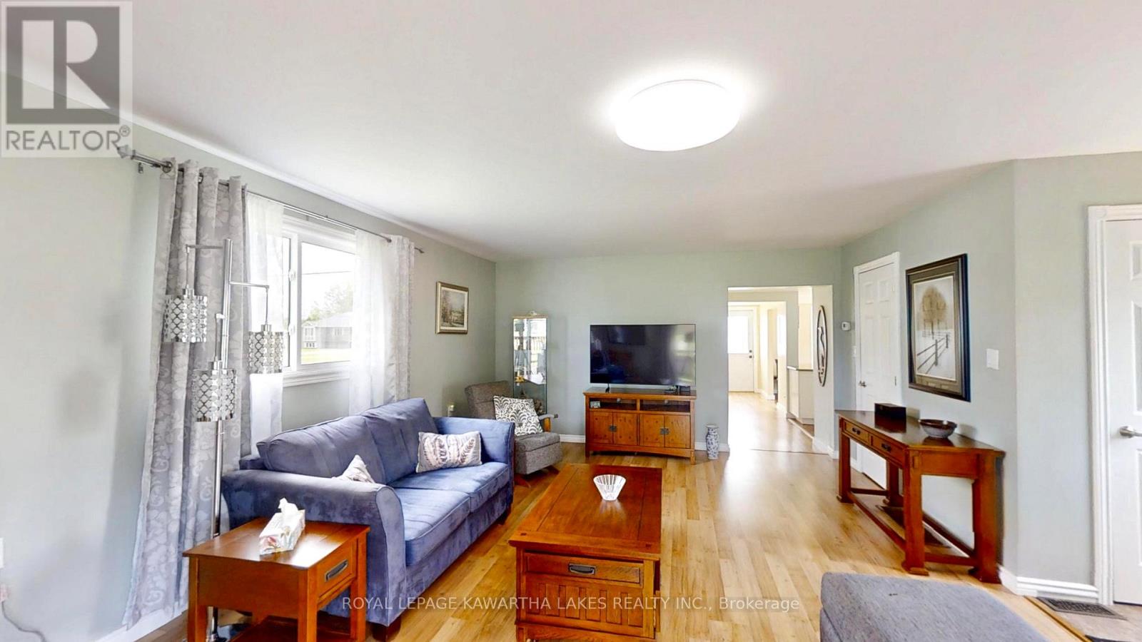 31410 Lake Ridge Road, Georgina, Ontario  L0E 1N0 - Photo 14 - N12826434