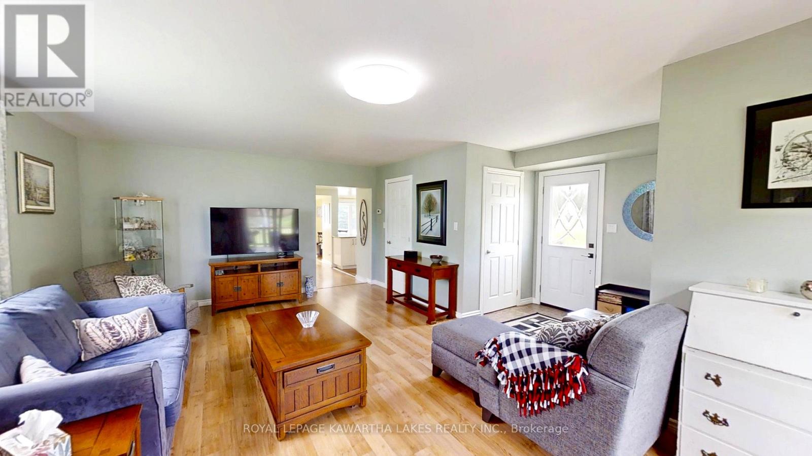 31410 Lake Ridge Road, Georgina, Ontario  L0E 1N0 - Photo 9 - N12826434