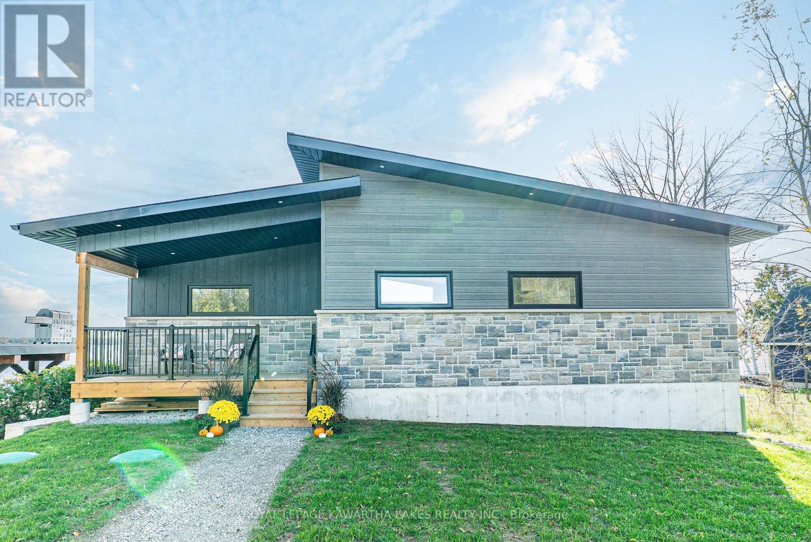 532 Long Beach Road, Kawartha Lakes, Ontario  K0M 1G0 - Photo 7 - X12878452