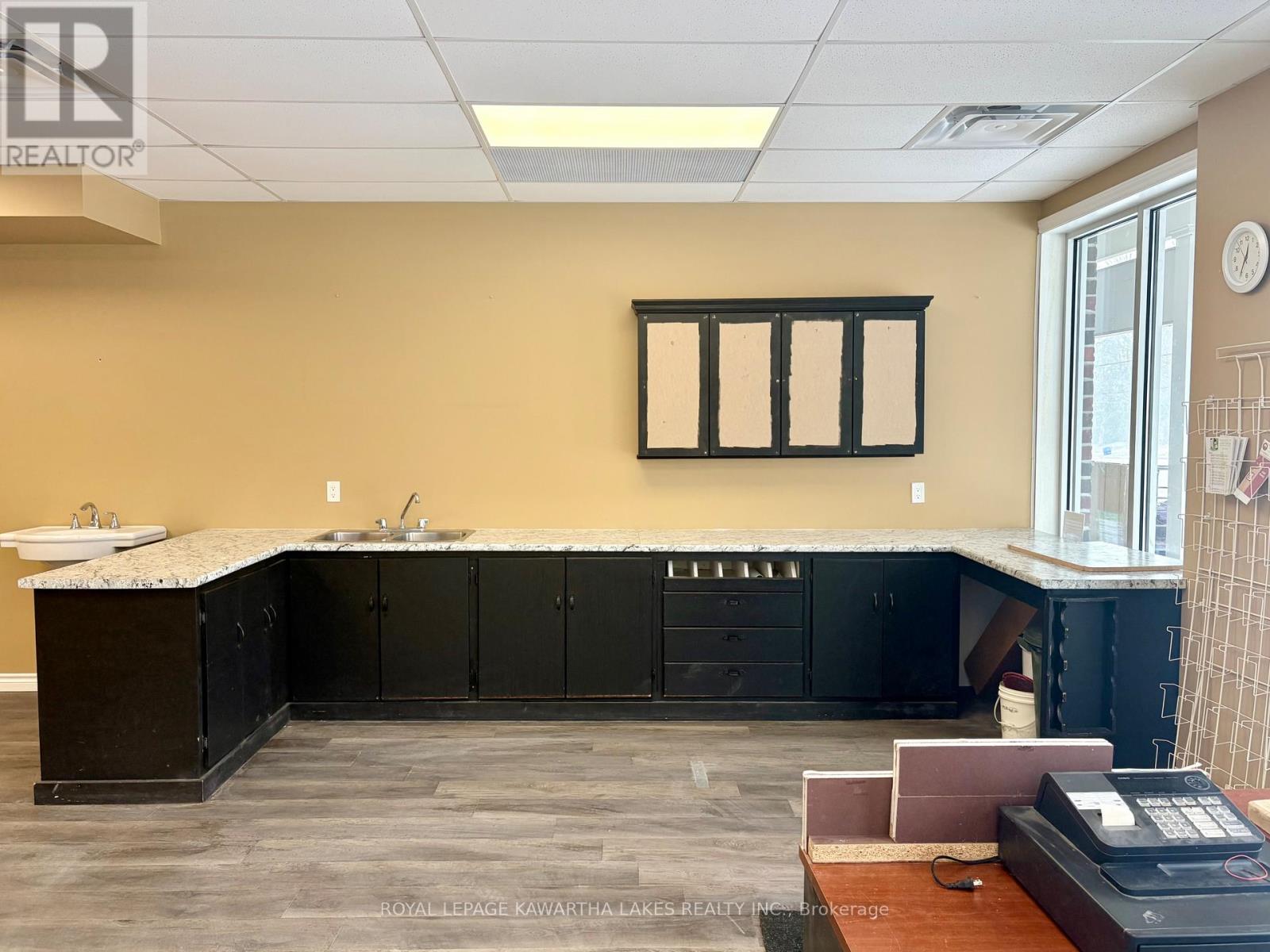 448 Osborne Street, Brock, Ontario  L0K 1A0 - Photo 4 - N12886270