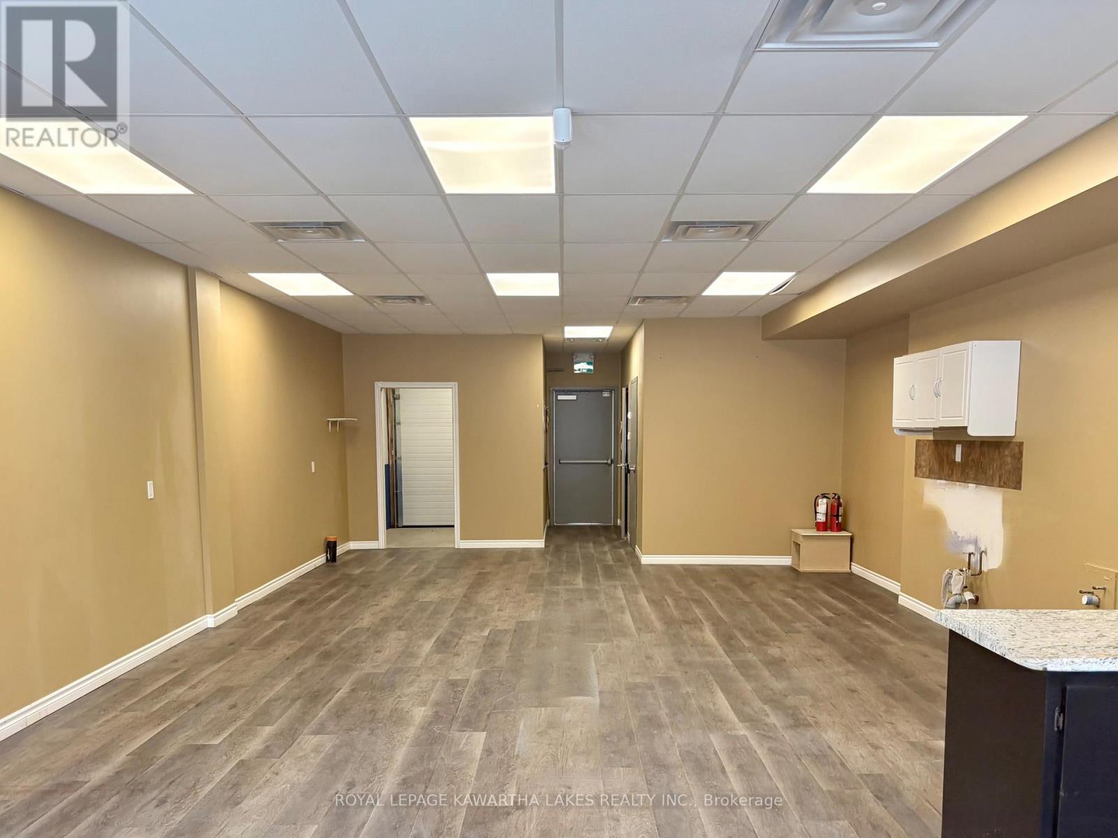 448 Osborne Street, Brock, Ontario  L0K 1A0 - Photo 6 - N12886270