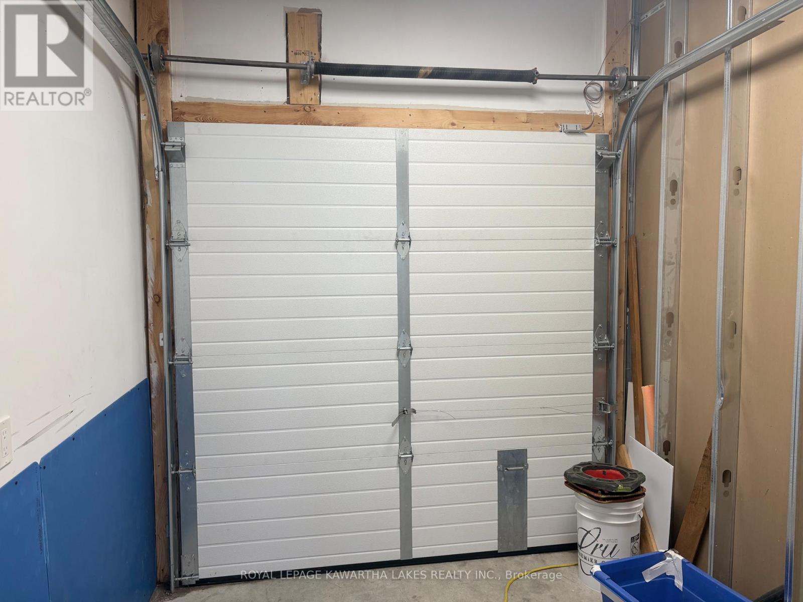 448 Osborne Street, Brock, Ontario  L0K 1A0 - Photo 7 - N12886270