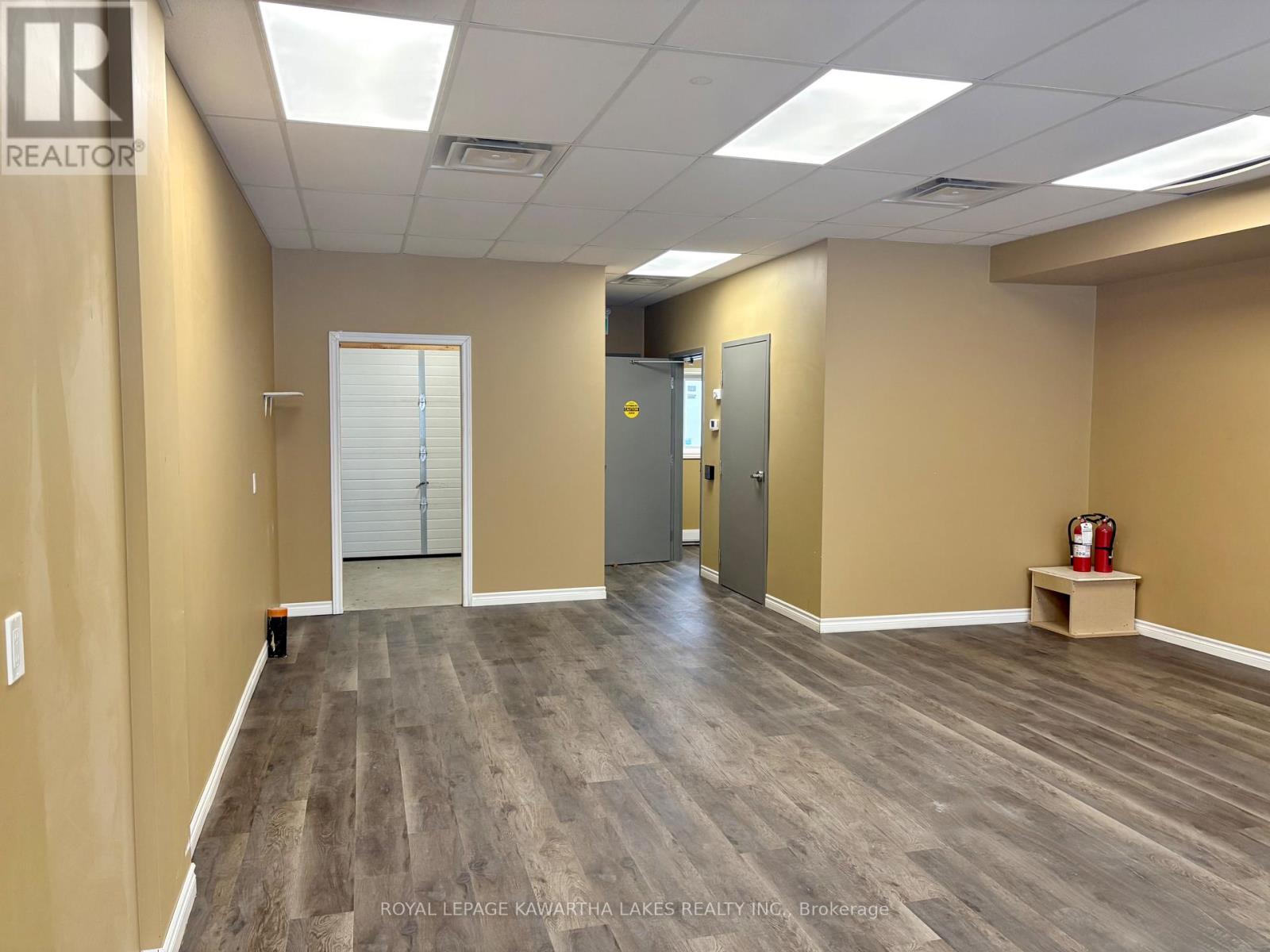 448 Osborne Street, Brock, Ontario  L0K 1A0 - Photo 9 - N12886270