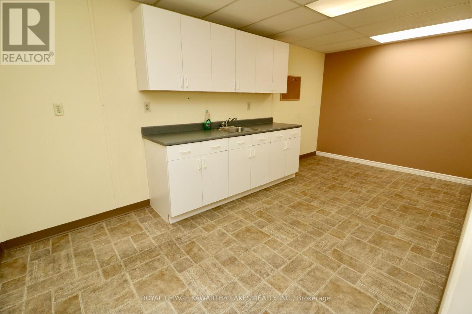 328 Mill Street, Brock, Ontario  L0K 1A0 - Photo 5 - N12886382