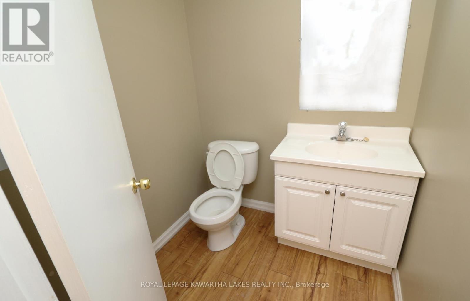 328 Mill Street, Brock, Ontario  L0K 1A0 - Photo 8 - N12886382