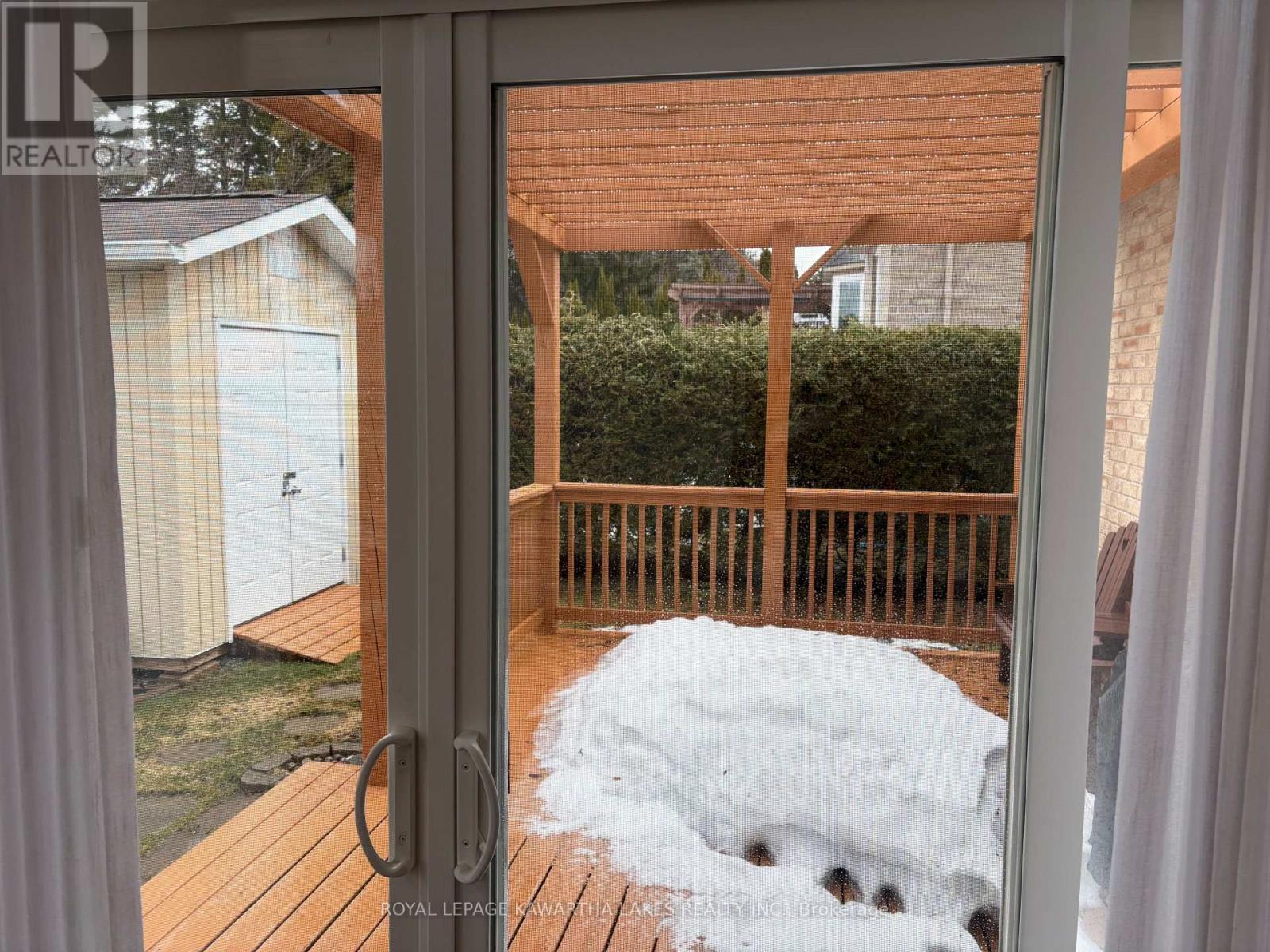 8 Ellis Crescent, Kawartha Lakes, Ontario  K9V 0A4 - Photo 22 - X12889426