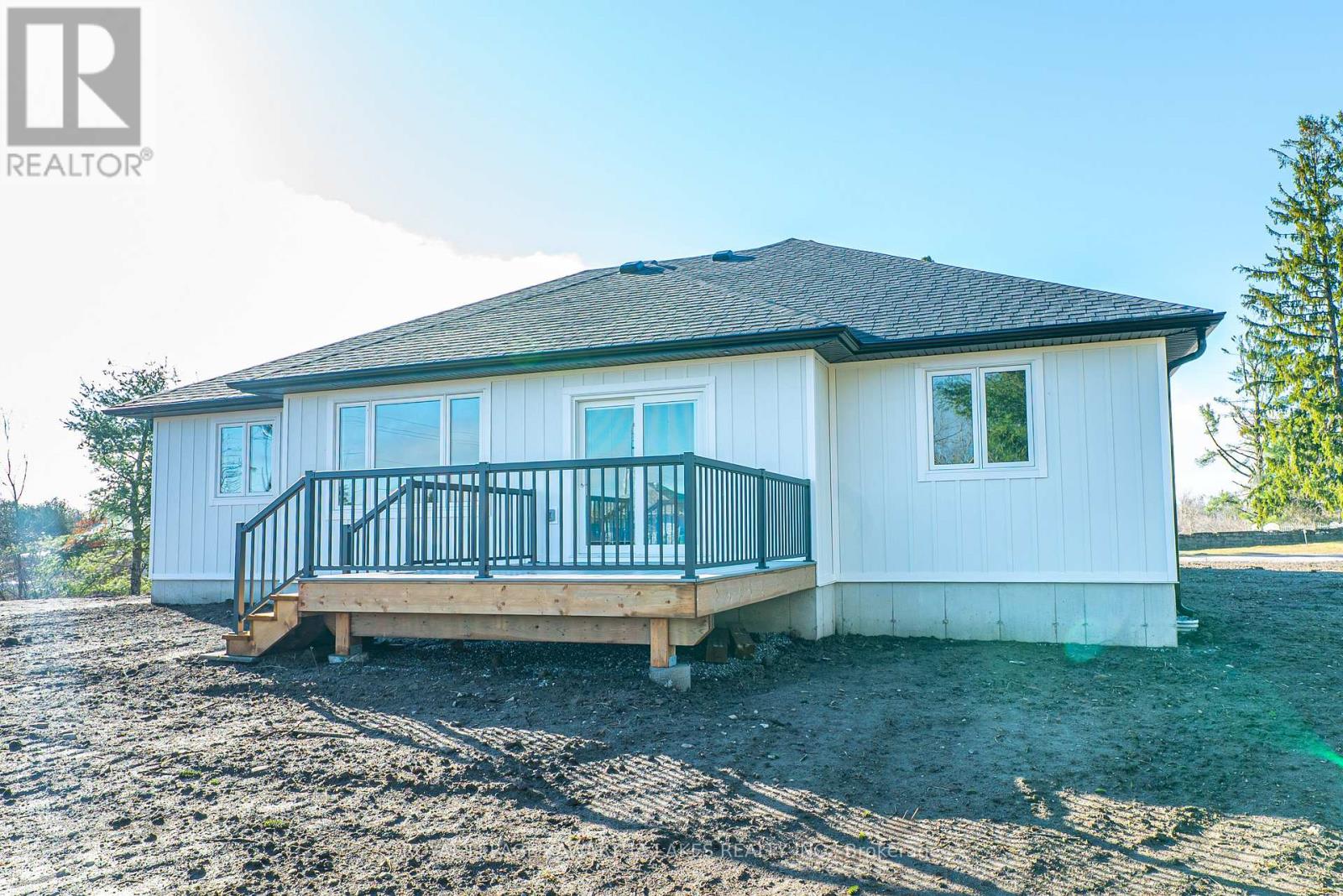 6 Patrick Street, Kawartha Lakes, Ontario  K0M 2B0 - Photo 40 - X12908556