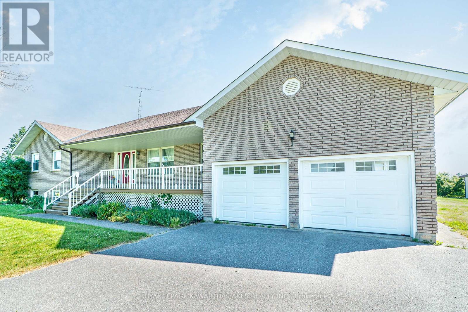 120 Mark Road, Kawartha Lakes, Ontario  K0M 2G0 - Photo 5 - X12924528