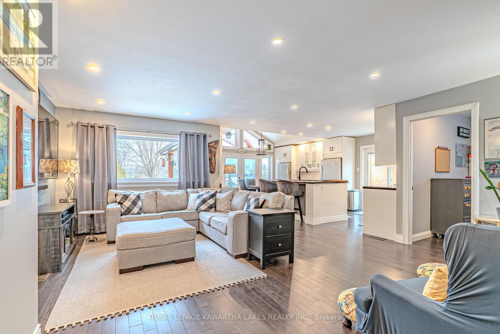 63 Robinson Avenue, Kawartha Lakes, Ontario  K0M 2B0 - Photo 15 - X12929112