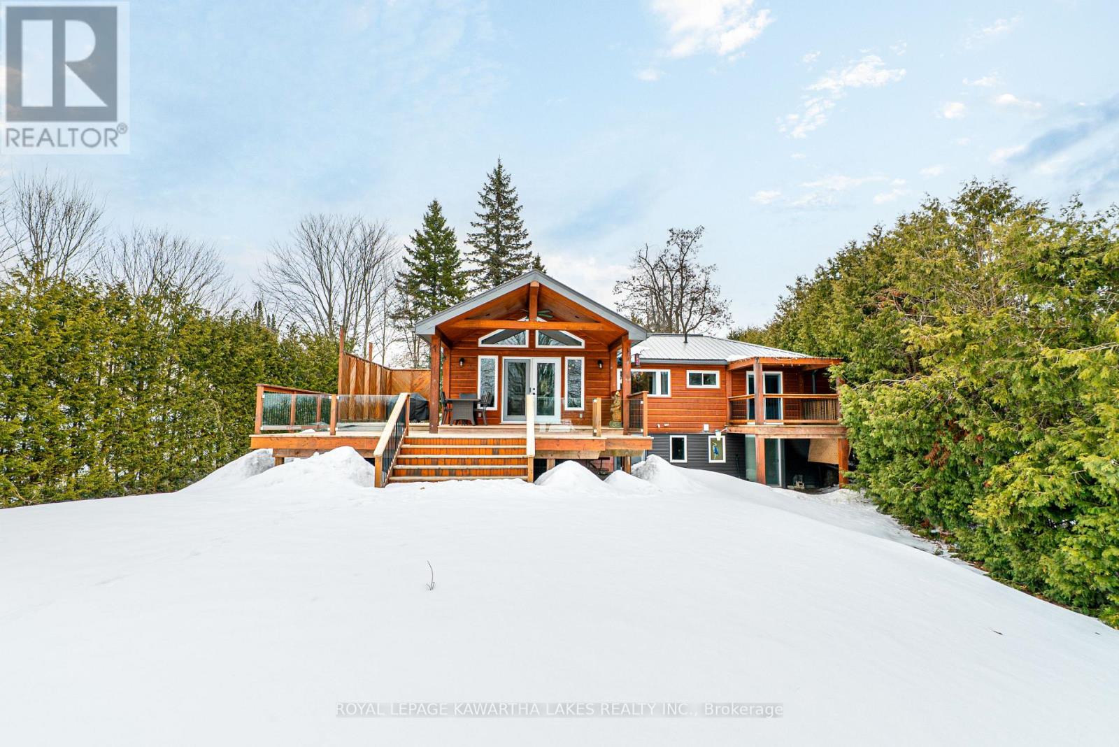 63 Robinson Avenue, Kawartha Lakes, Ontario  K0M 2B0 - Photo 2 - X12929112