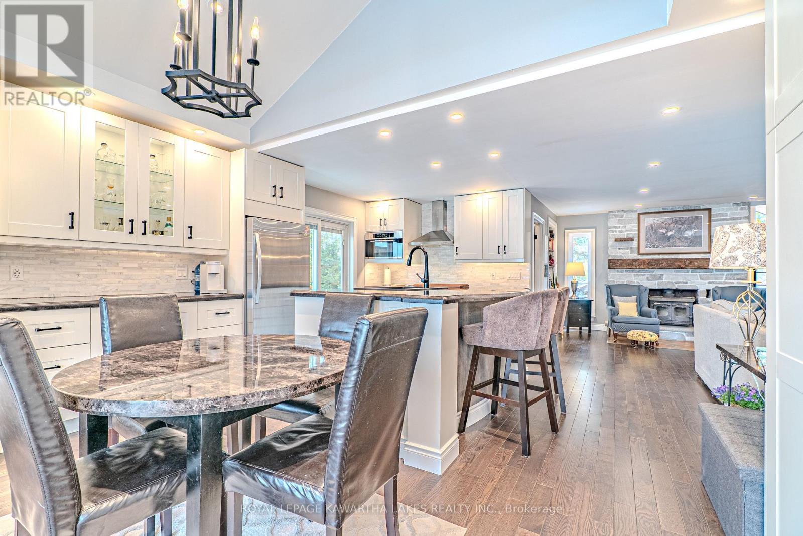 63 Robinson Avenue, Kawartha Lakes, Ontario  K0M 2B0 - Photo 22 - X12929112