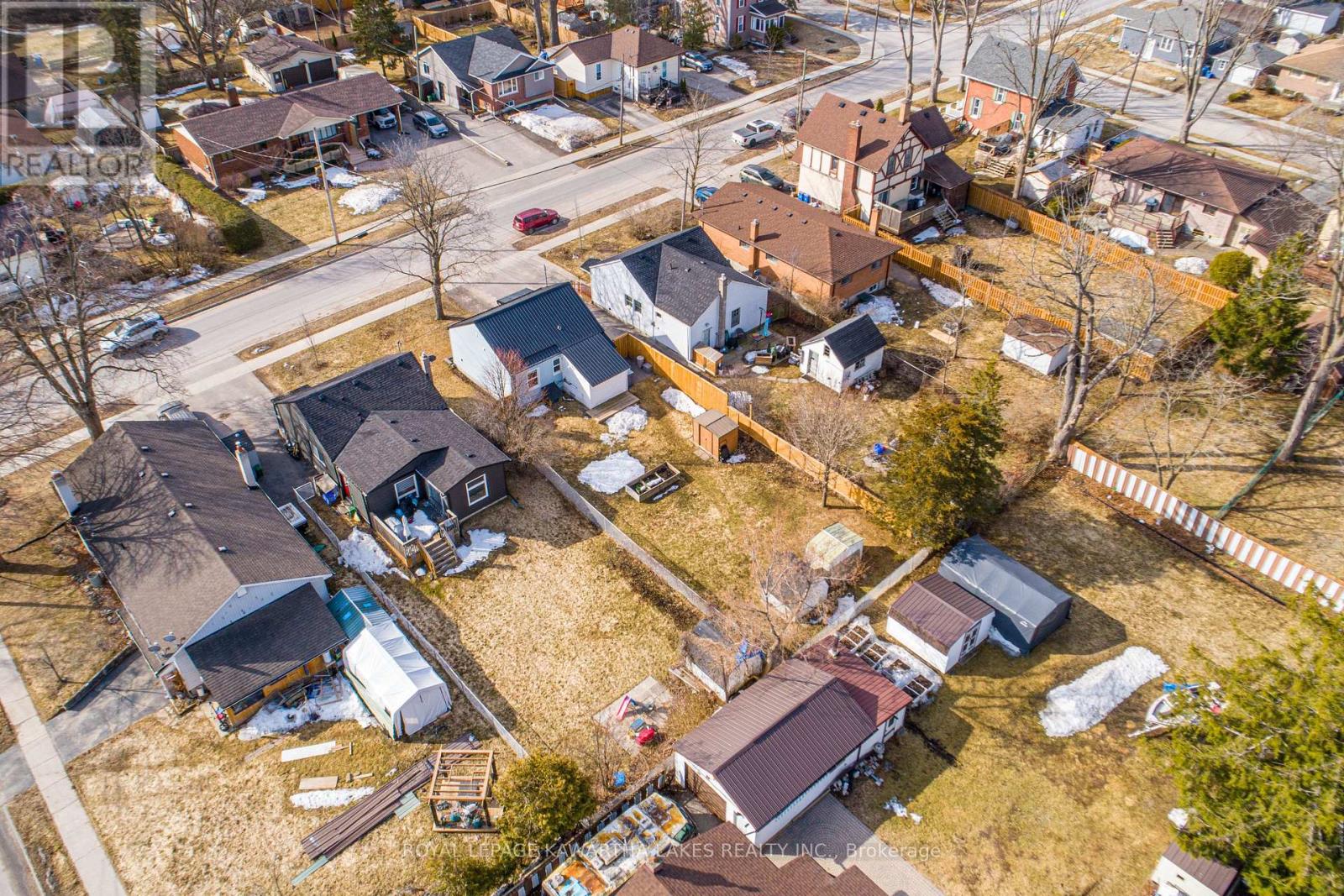 56 Glenelg Street E, Kawartha Lakes, Ontario  K9V 1Z3 - Photo 22 - X12939022