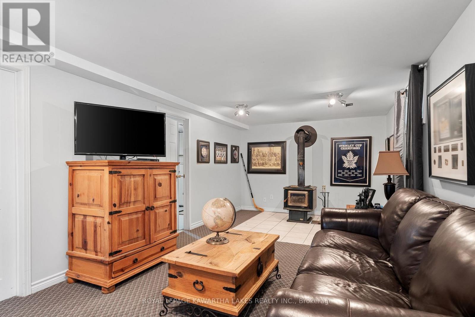 9 Buckhorn Road, Kawartha Lakes, Ontario  K9V 4R6 - Photo 24 - X12965088