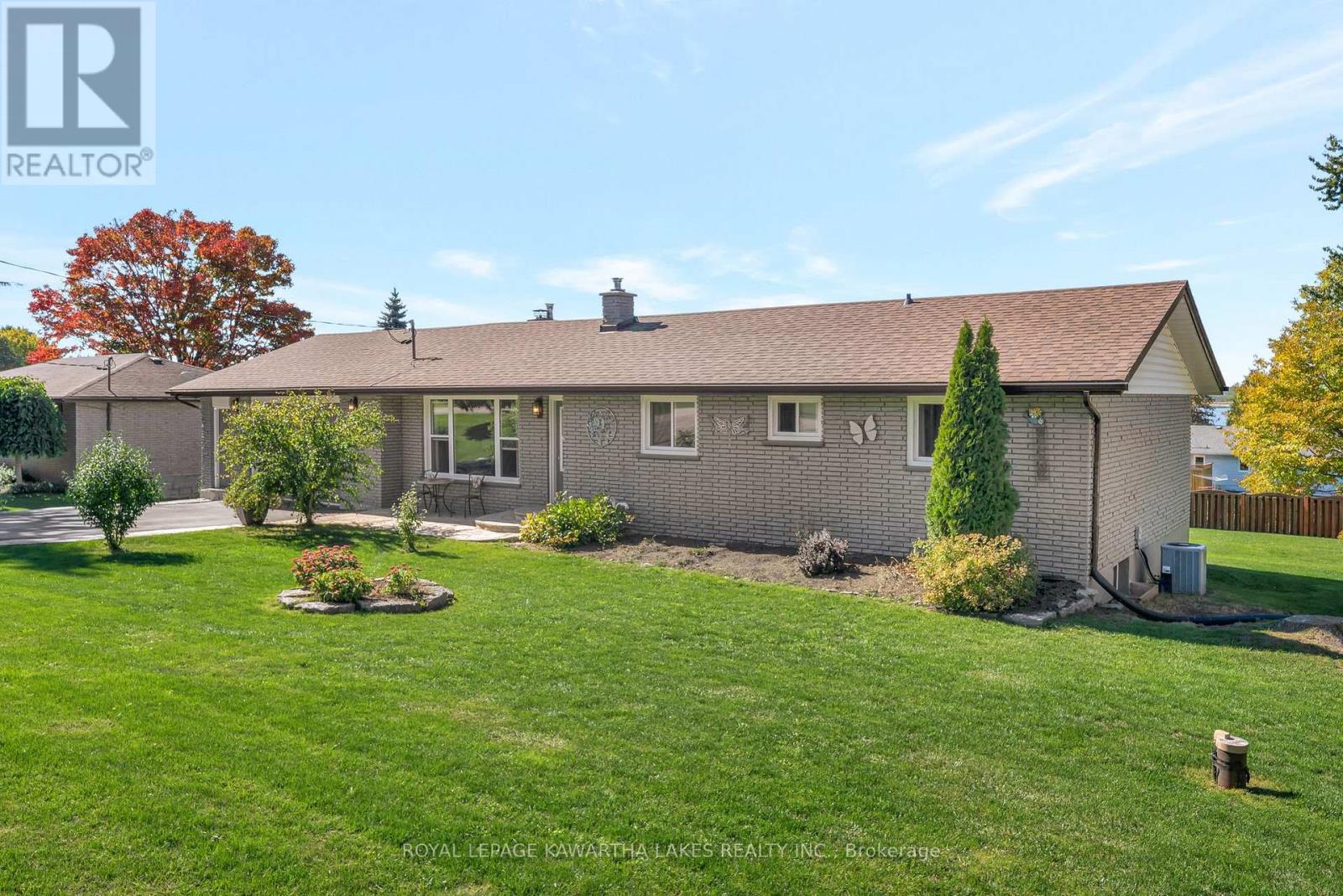 9 Buckhorn Road, Kawartha Lakes, Ontario  K9V 4R6 - Photo 3 - X12965088