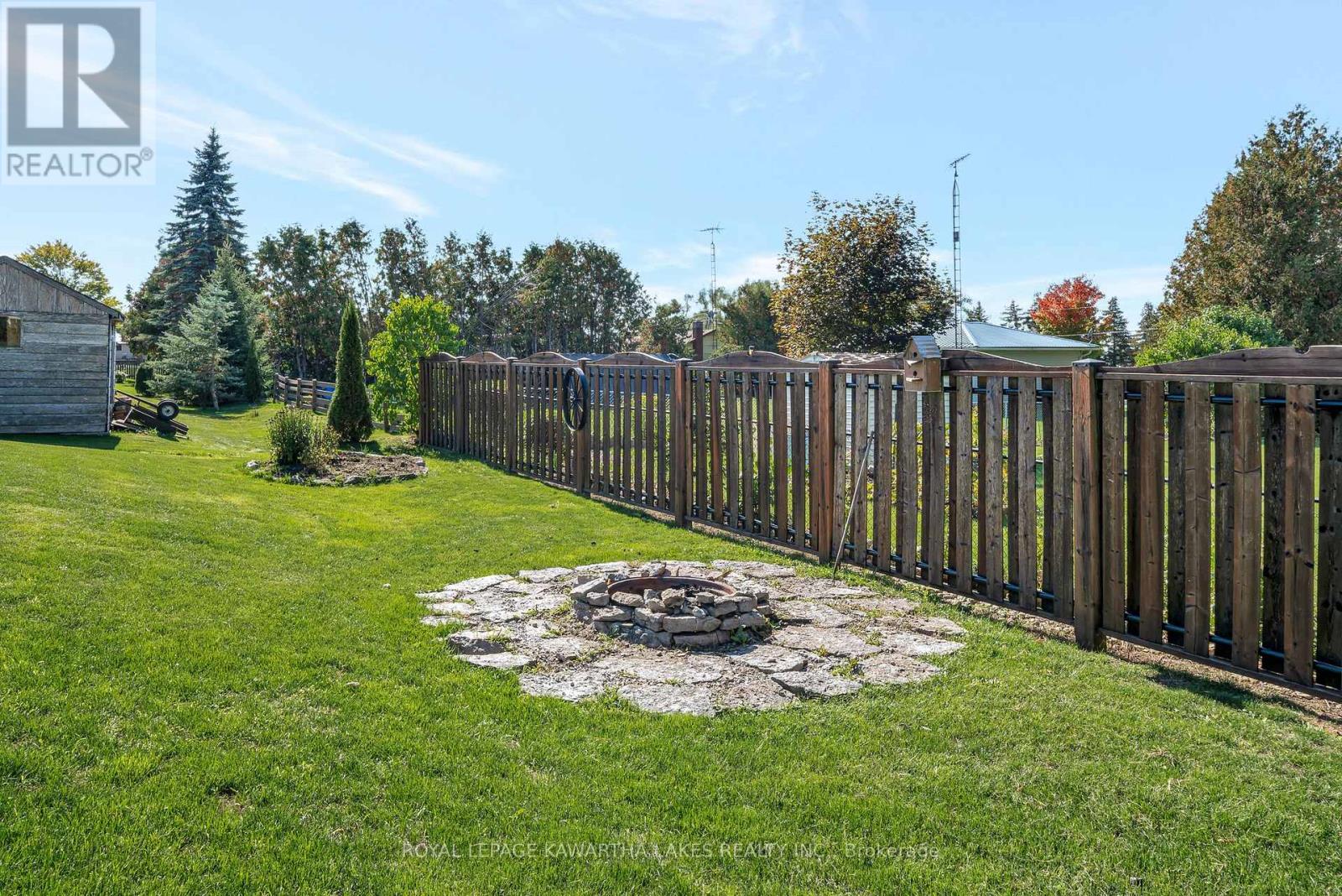 9 Buckhorn Road, Kawartha Lakes, Ontario  K9V 4R6 - Photo 39 - X12965088