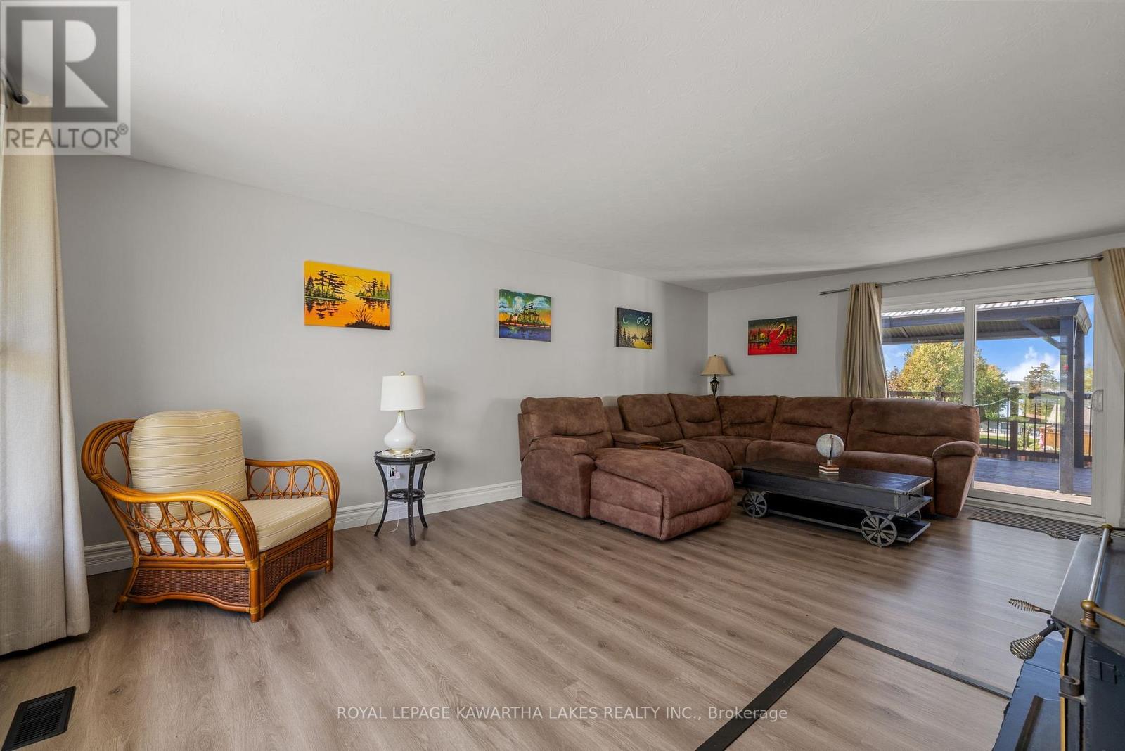 9 Buckhorn Road, Kawartha Lakes, Ontario  K9V 4R6 - Photo 7 - X12965088