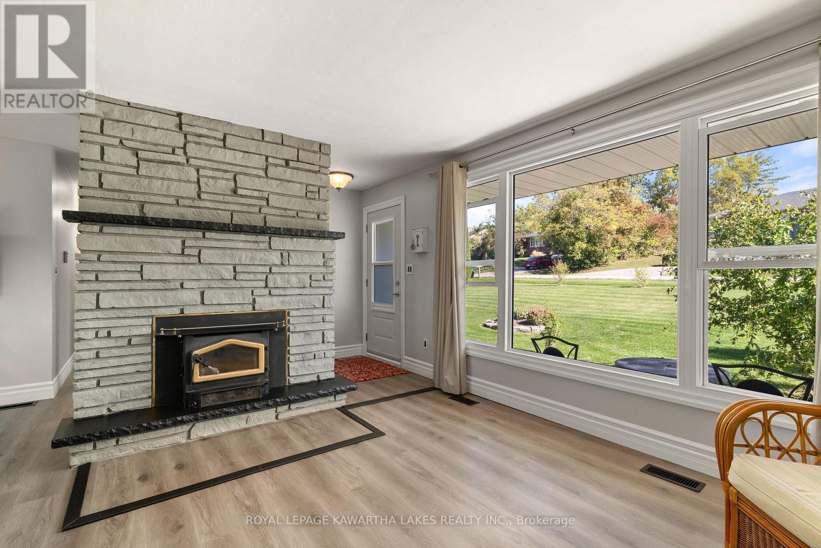 9 Buckhorn Road, Kawartha Lakes, Ontario  K9V 4R6 - Photo 9 - X12965088