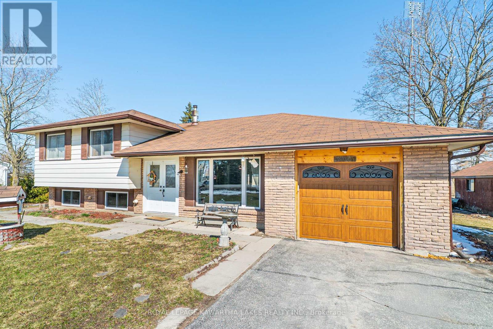 49 Cresswell Road E, Kawartha Lakes, Ontario  K0M 1J0 - Photo 12 - X12984000