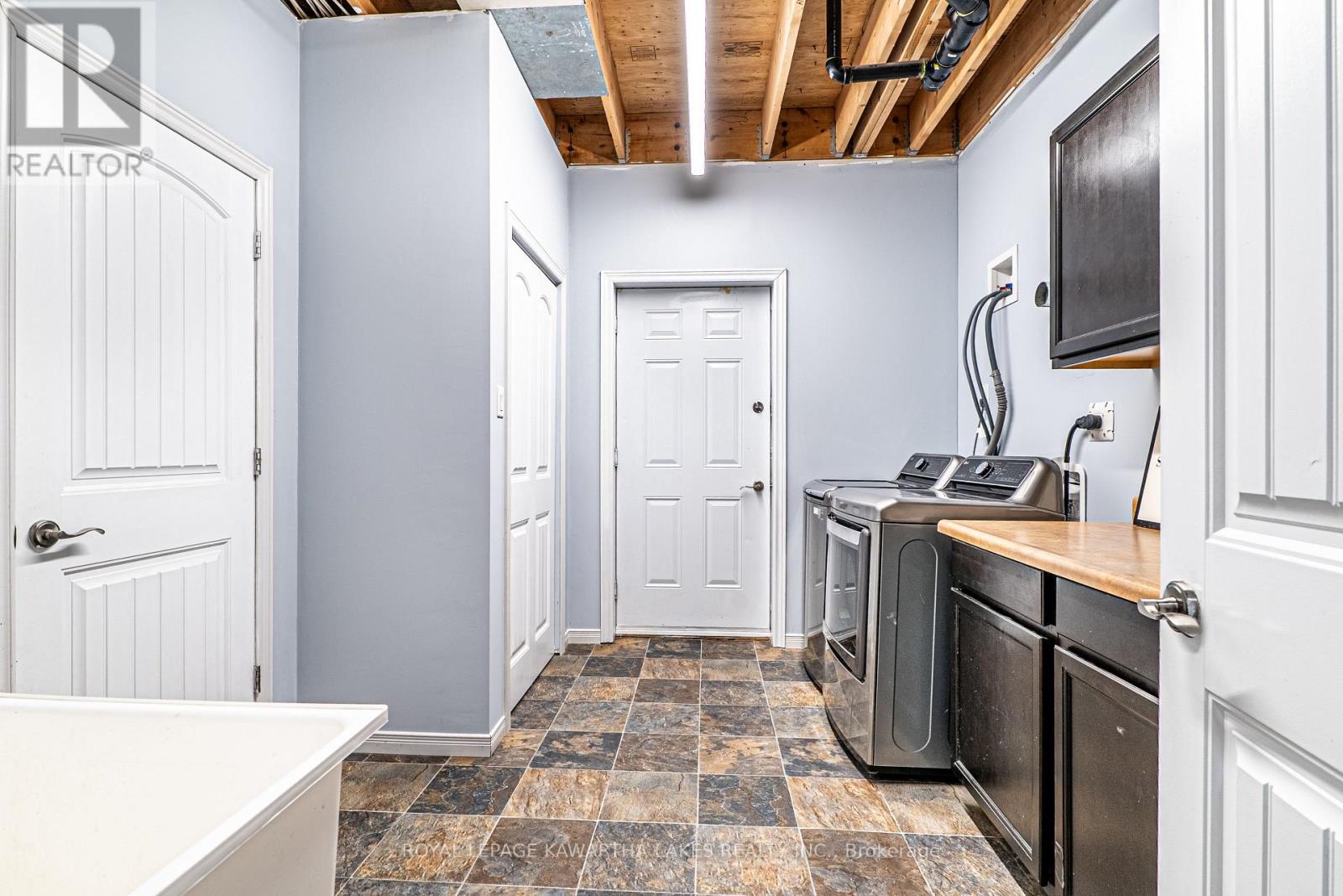 1752 Highway 35 S, Kawartha Lakes, Ontario  L0B 1K0 - Photo 18 - X13008318