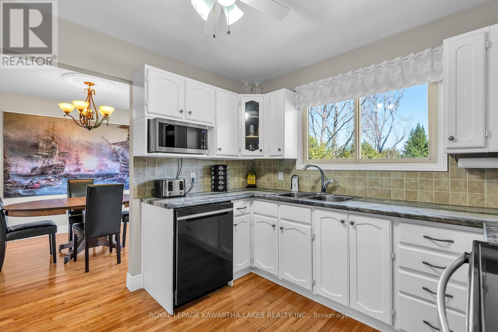 328 Cedar Glen Road, Kawartha Lakes, Ontario  K0M 1L0 - Photo 15 - X13028678