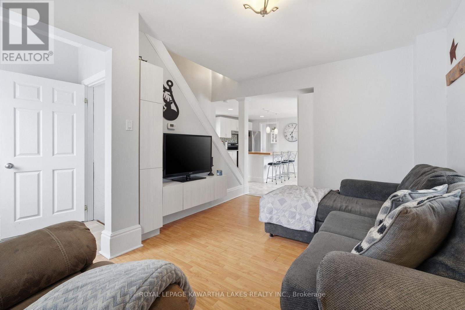 126 King Street, Kawartha Lakes, Ontario  K9V 1E3 - Photo 12 - X13039380