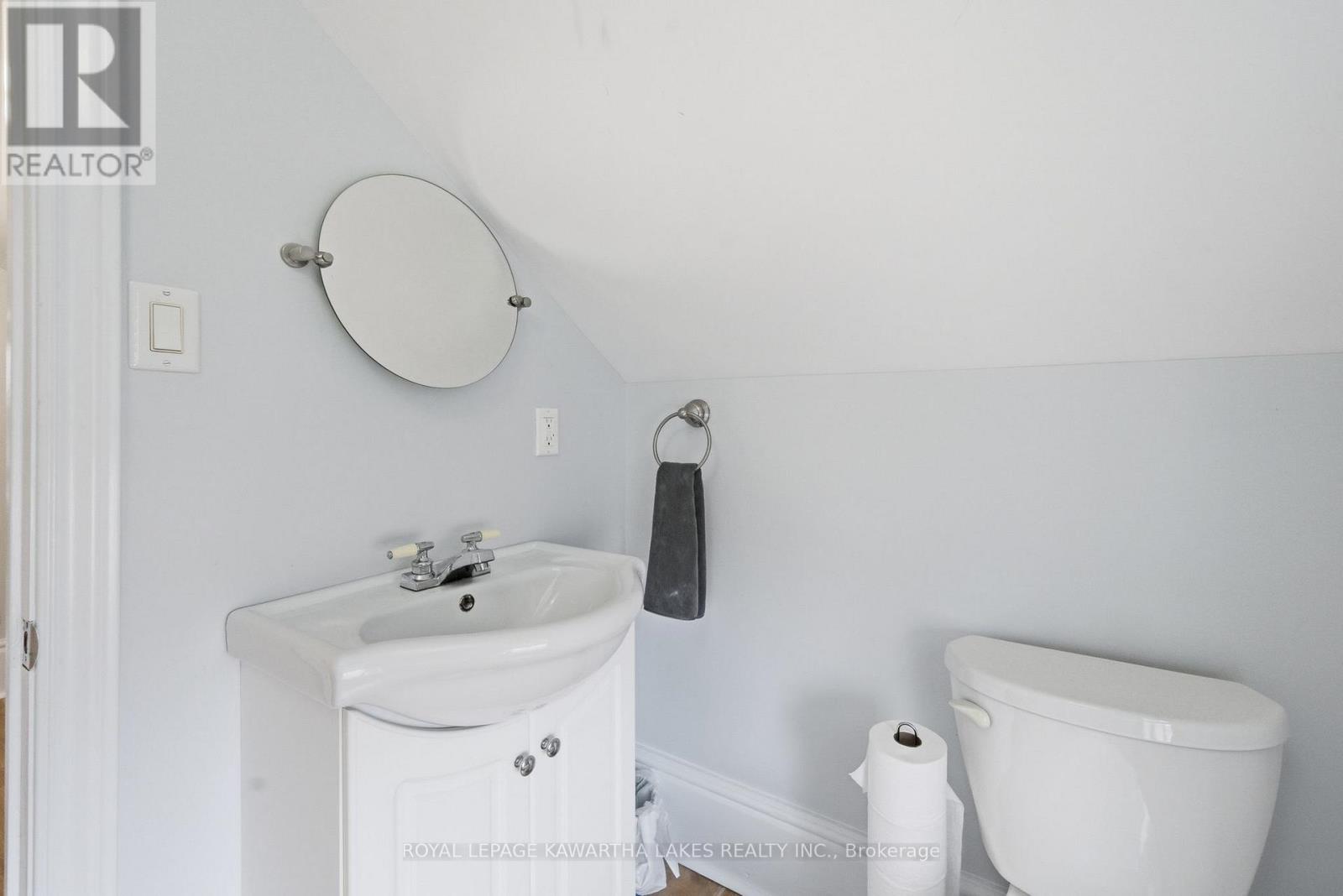 126 King Street, Kawartha Lakes, Ontario  K9V 1E3 - Photo 32 - X13039380