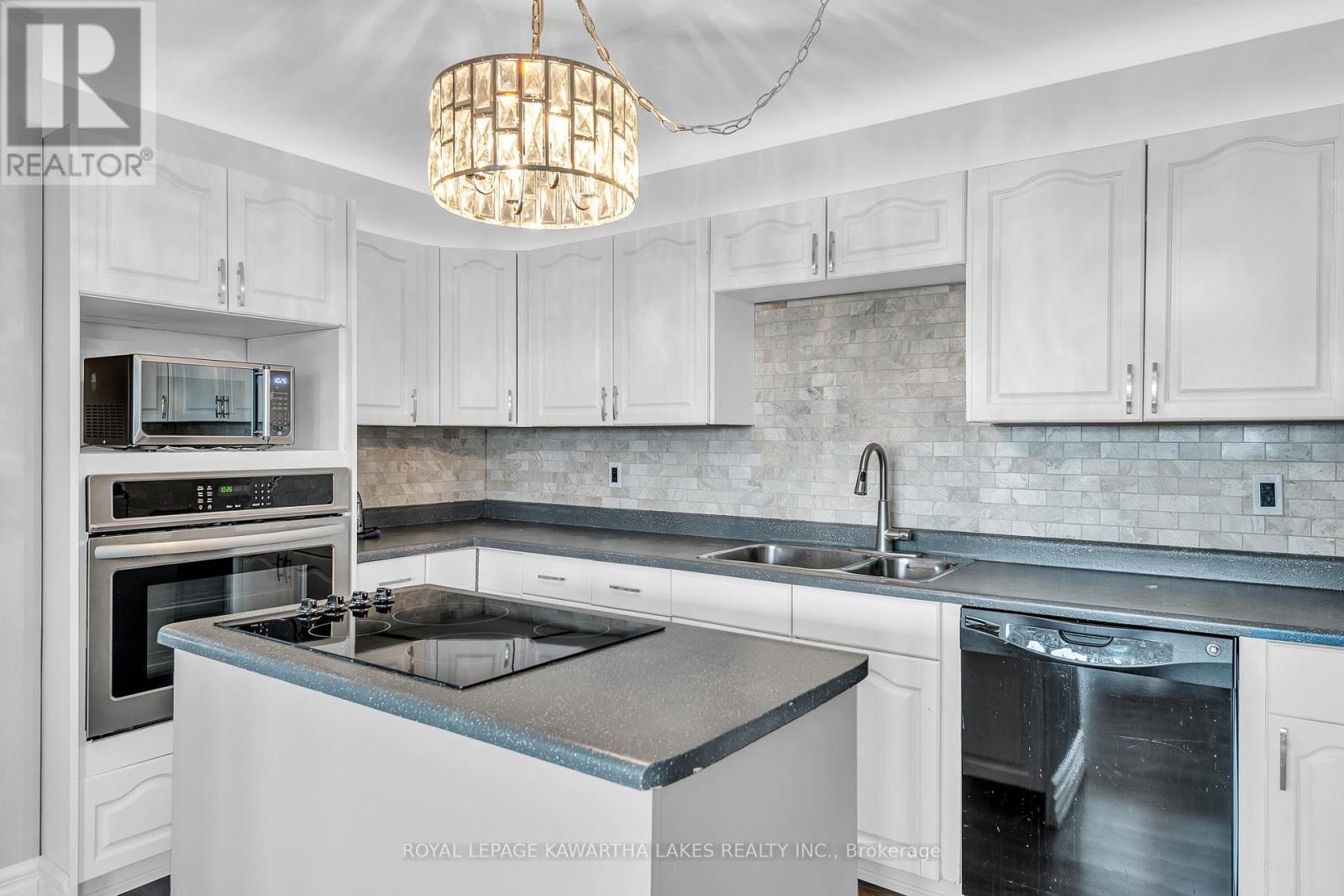 9 Buckhorn Road, Kawartha Lakes, Ontario  K9V 4R6 - Photo 10 - X13102910