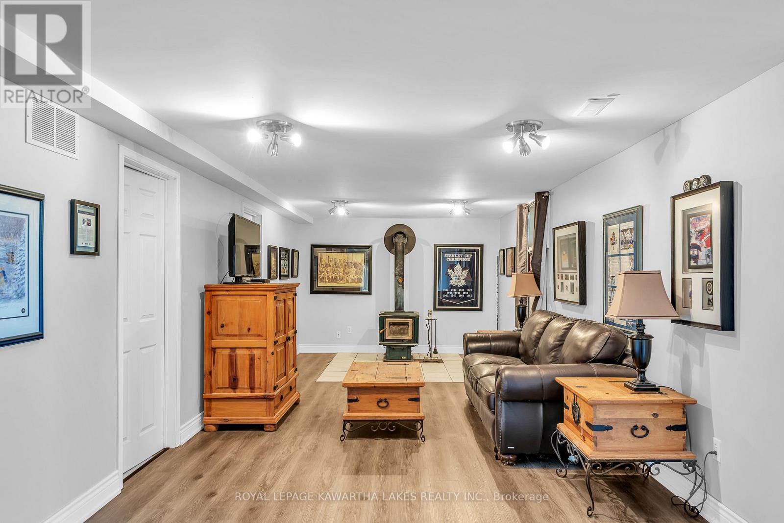 9 Buckhorn Road, Kawartha Lakes, Ontario  K9V 4R6 - Photo 17 - X13102910