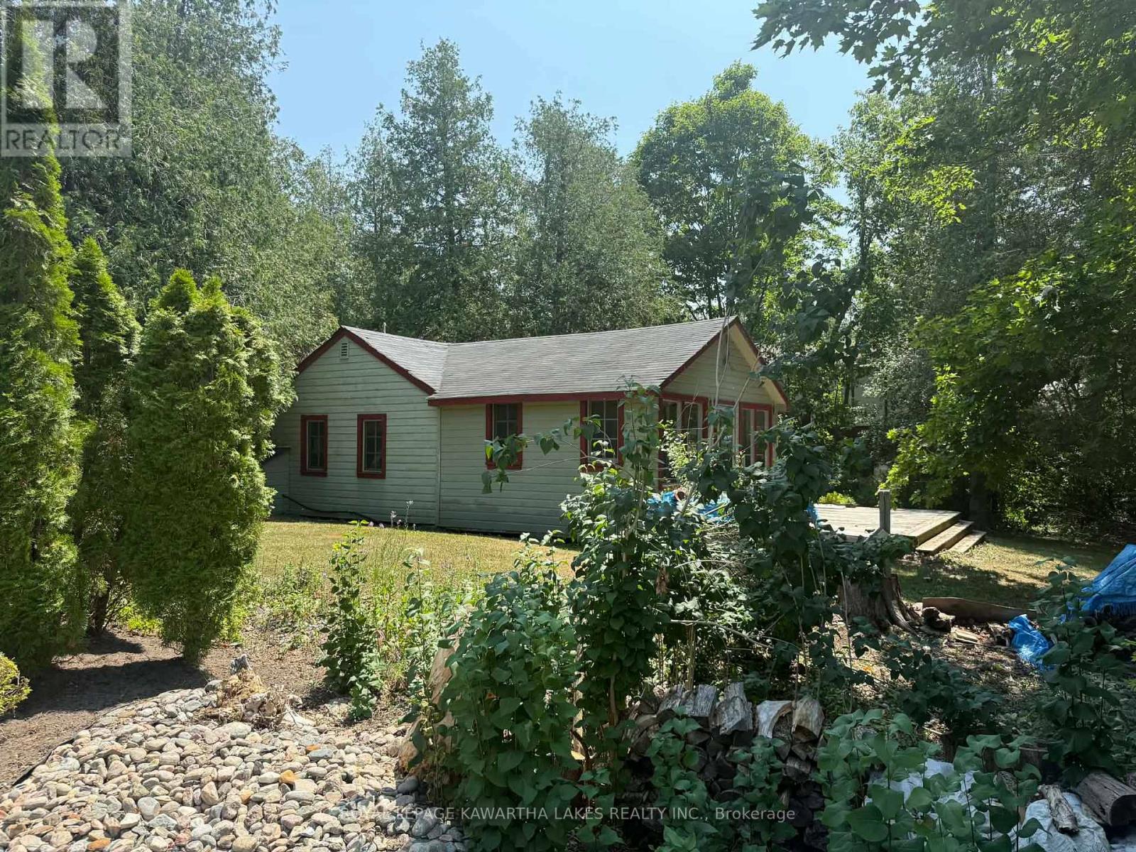 8 Sturgeon Glen Road, Kawartha Lakes, Ontario  K0M 1N0 - Photo 1 - X13115740