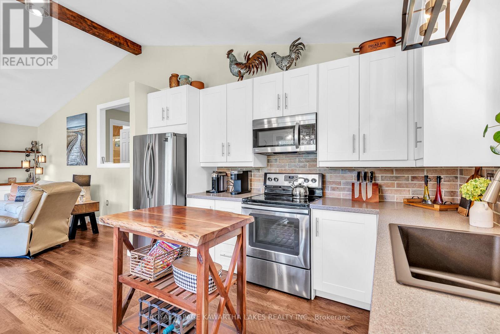 54 Riverbank Road, Kawartha Lakes, Ontario  K0M 1N0 - Photo 8 - X13126046
