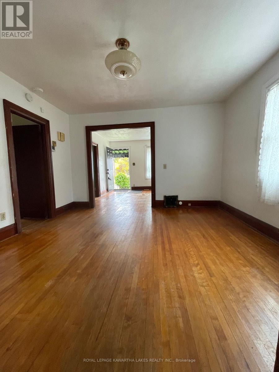 350 Oshawa Boulevard S, Oshawa, Ontario  L1H 5S4 - Photo 12 - E13126750