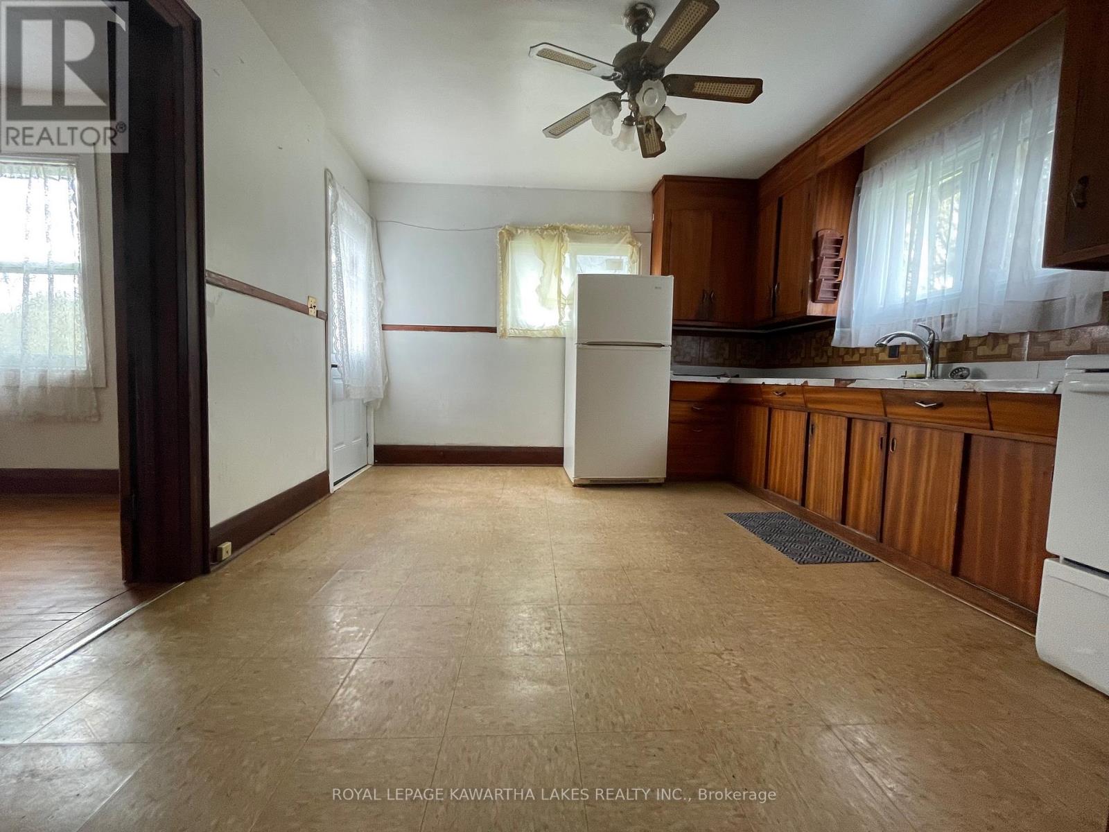 350 Oshawa Boulevard S, Oshawa, Ontario  L1H 5S4 - Photo 18 - E13126750