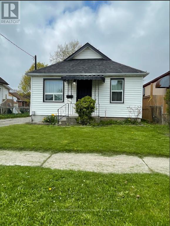 350 Oshawa Boulevard S, Oshawa, Ontario  L1H 5S4 - Photo 2 - E13126750