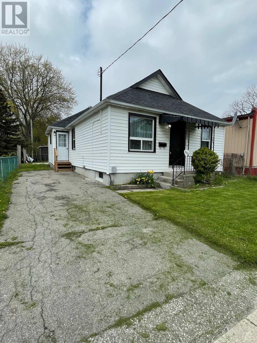 350 Oshawa Boulevard S, Oshawa, Ontario  L1H 5S4 - Photo 3 - E13126750