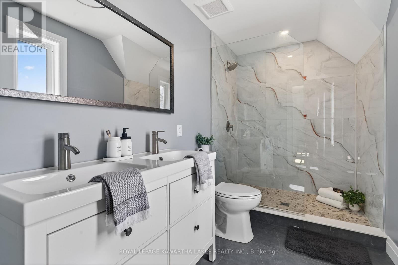 45 Oak Street, Kawartha Lakes, Ontario  K0M 1N0 - Photo 17 - X13132332