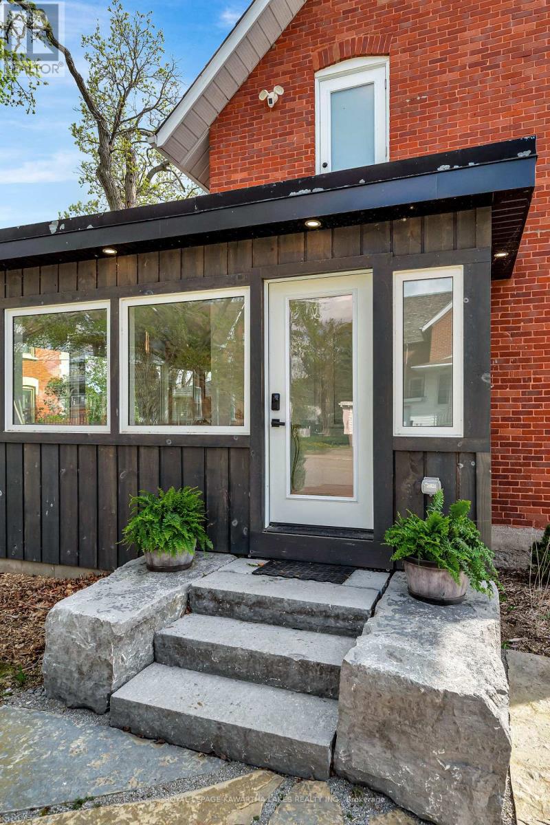 45 Oak Street, Kawartha Lakes, Ontario  K0M 1N0 - Photo 4 - X13132332