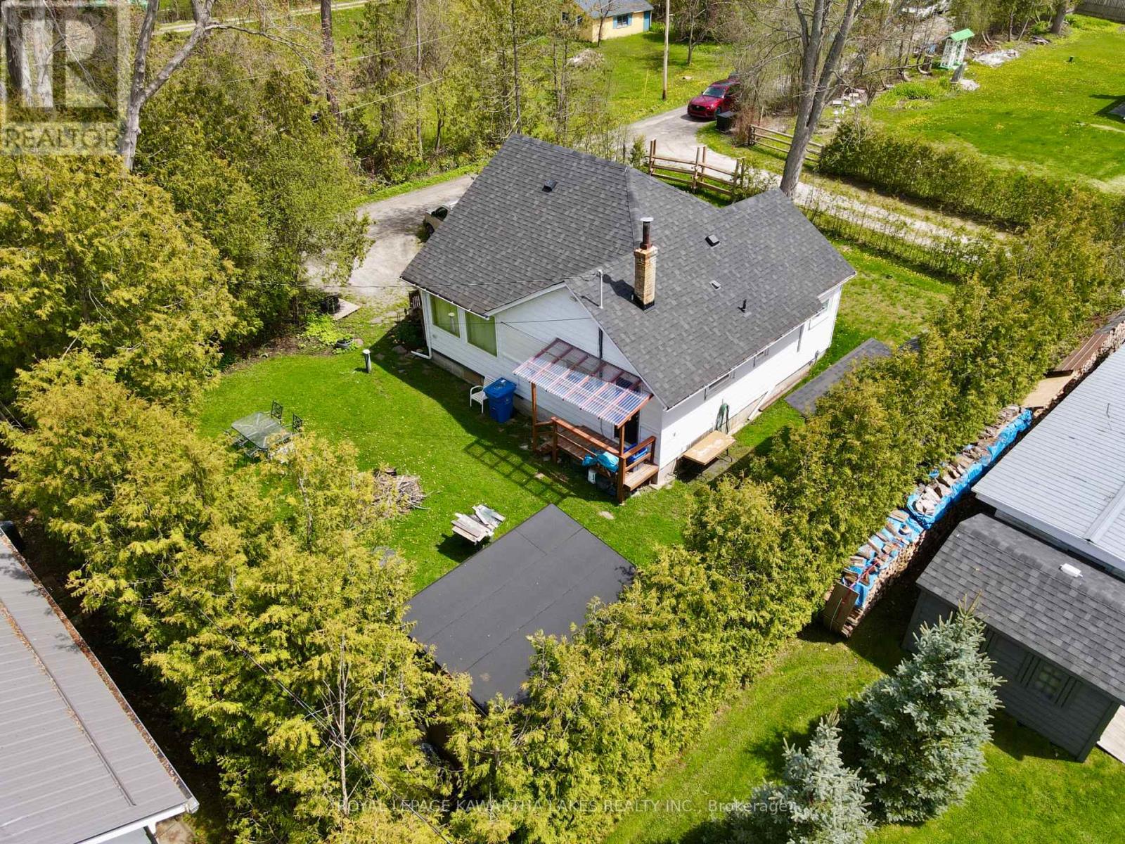 8 Sandy Cove Lane, Georgina, Ontario  L4P 3E9 - Photo 2 - N13148810