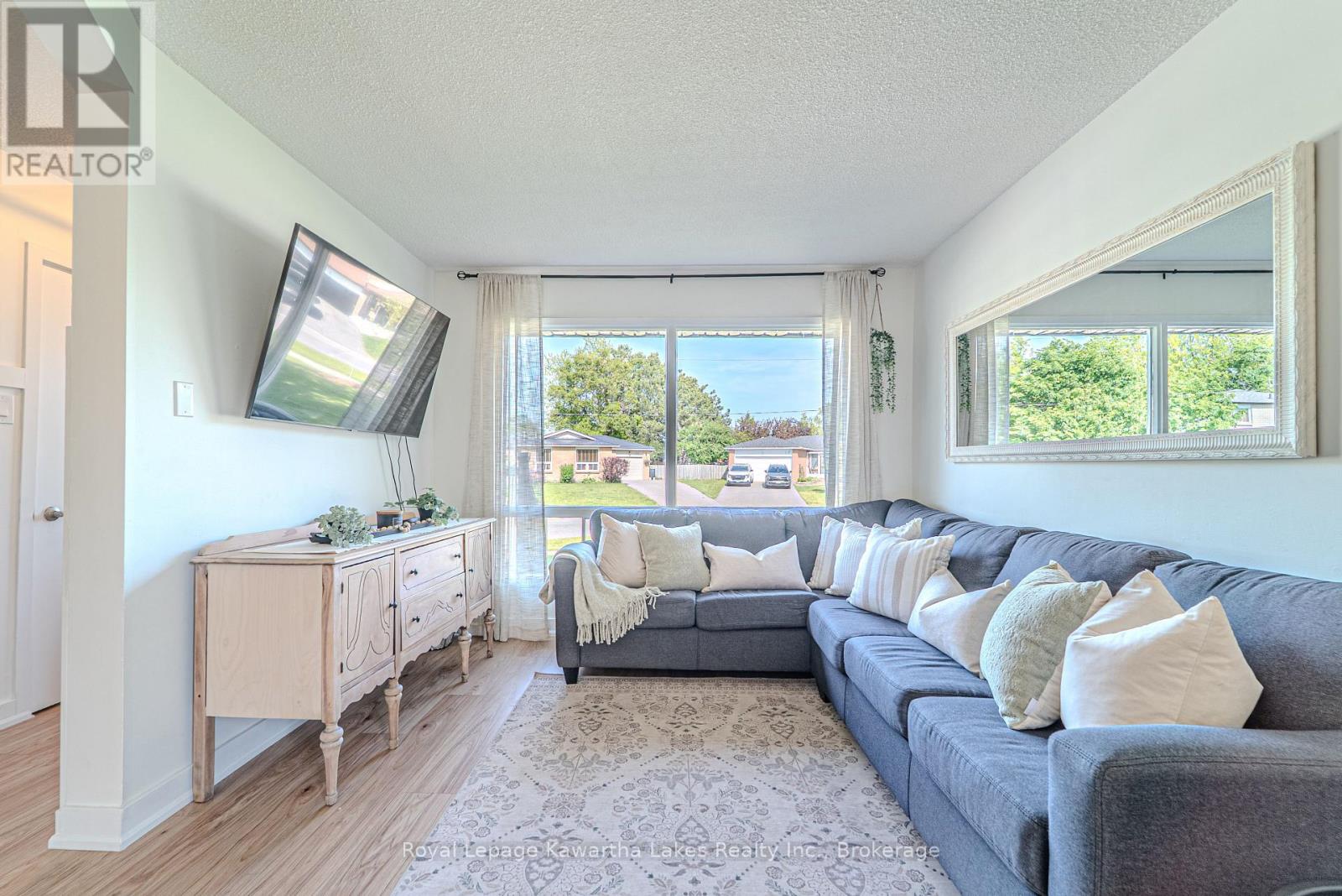 25 Birch Court, Kawartha Lakes, Ontario  K9V 5J3 - Photo 7 - X13232610