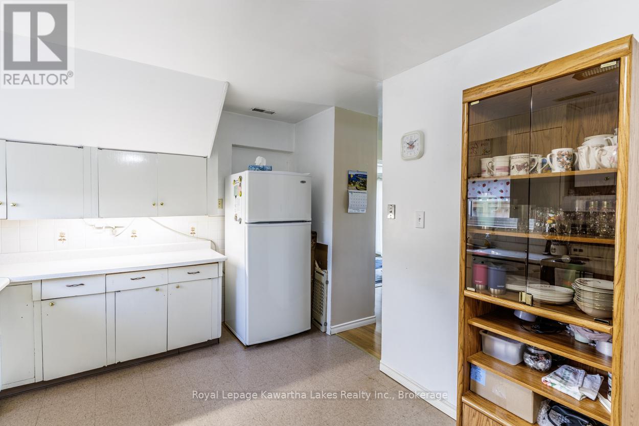99 Lindsay Street, Kawartha Lakes, Ontario  K0M 1N0 - Photo 25 - X13233394